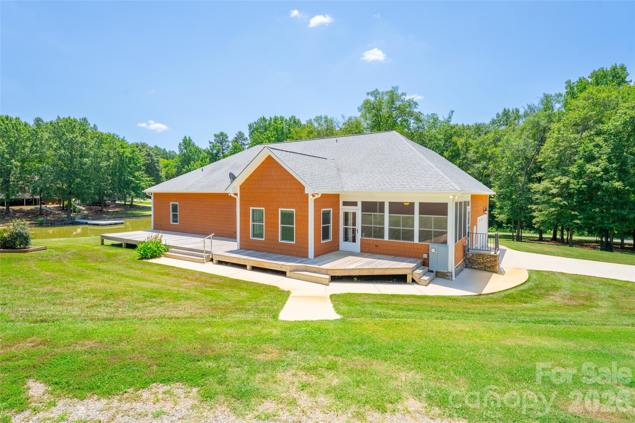 15027 Beatties Ford Road — Huntersville