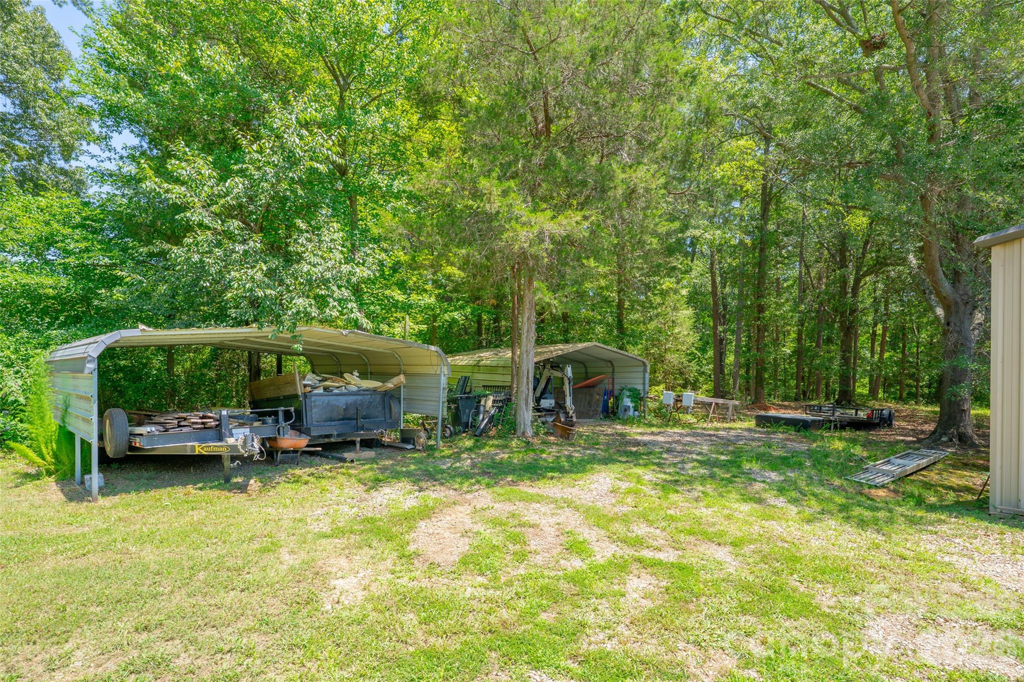 15027 Beatties Ford Road — Huntersville
