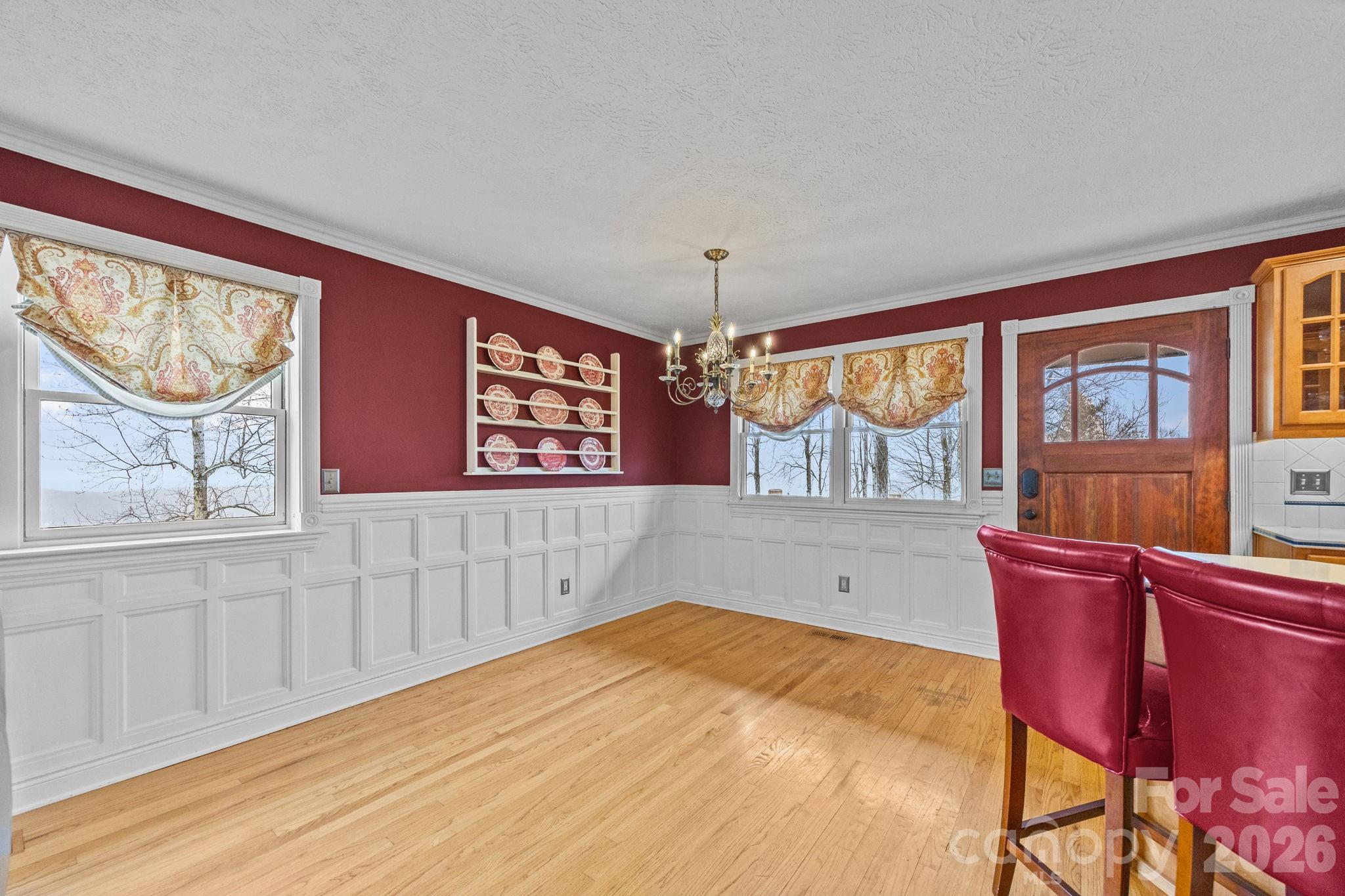 6773 Pinnacle Mountain Road — Zirconia