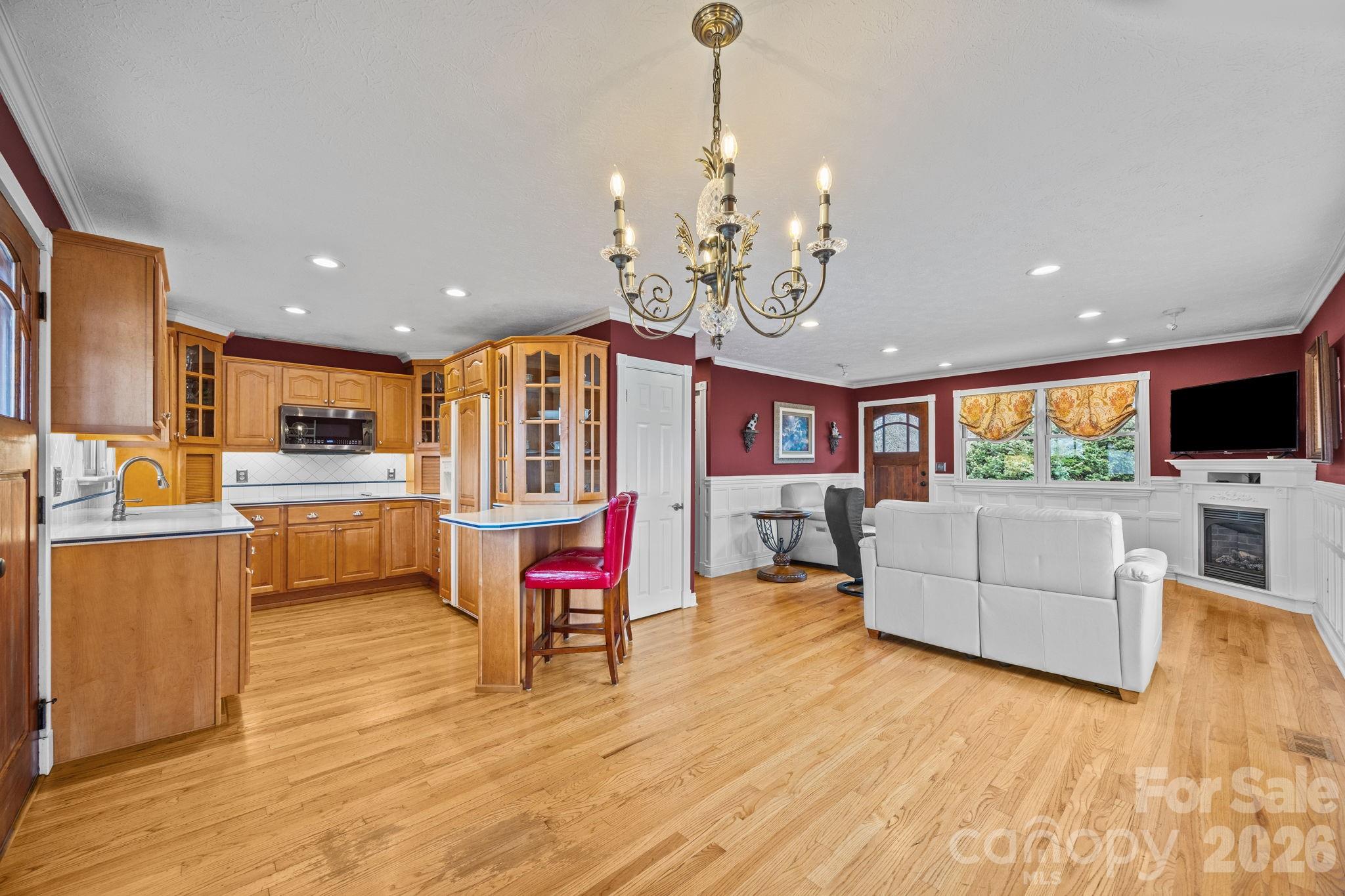 6773 Pinnacle Mountain Road — Zirconia