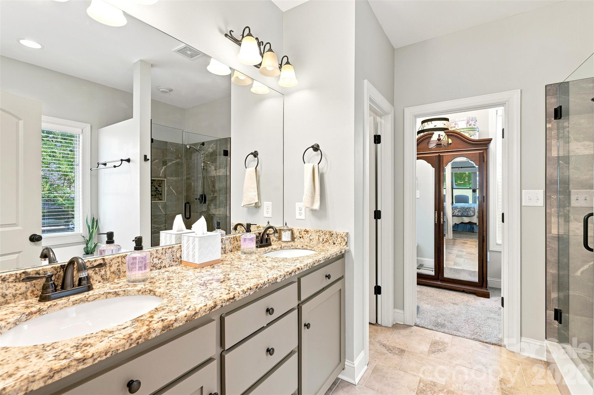 3809 Creek Ridge Drive — Denver