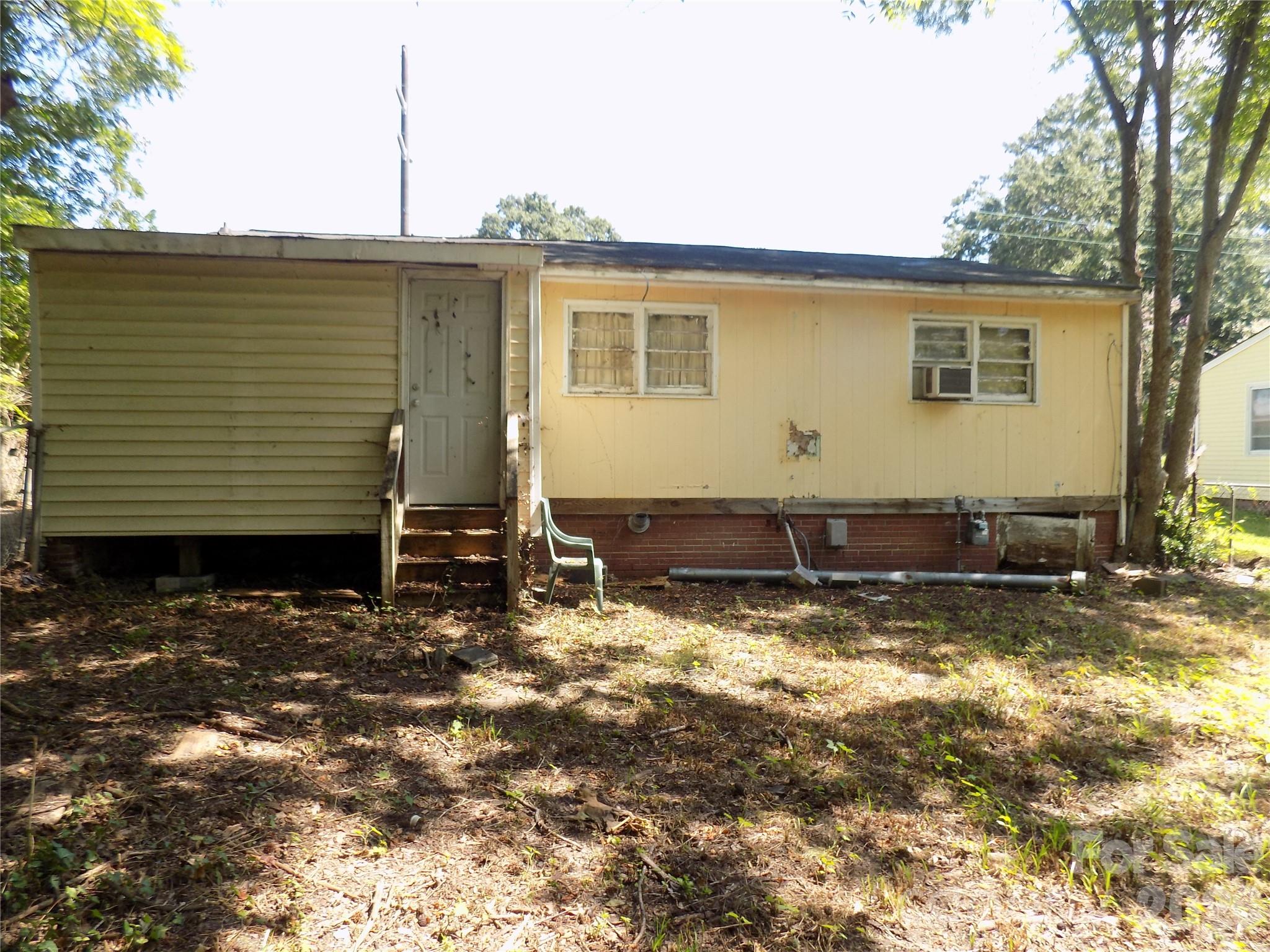 1013 W Sixth Avenue — Gastonia