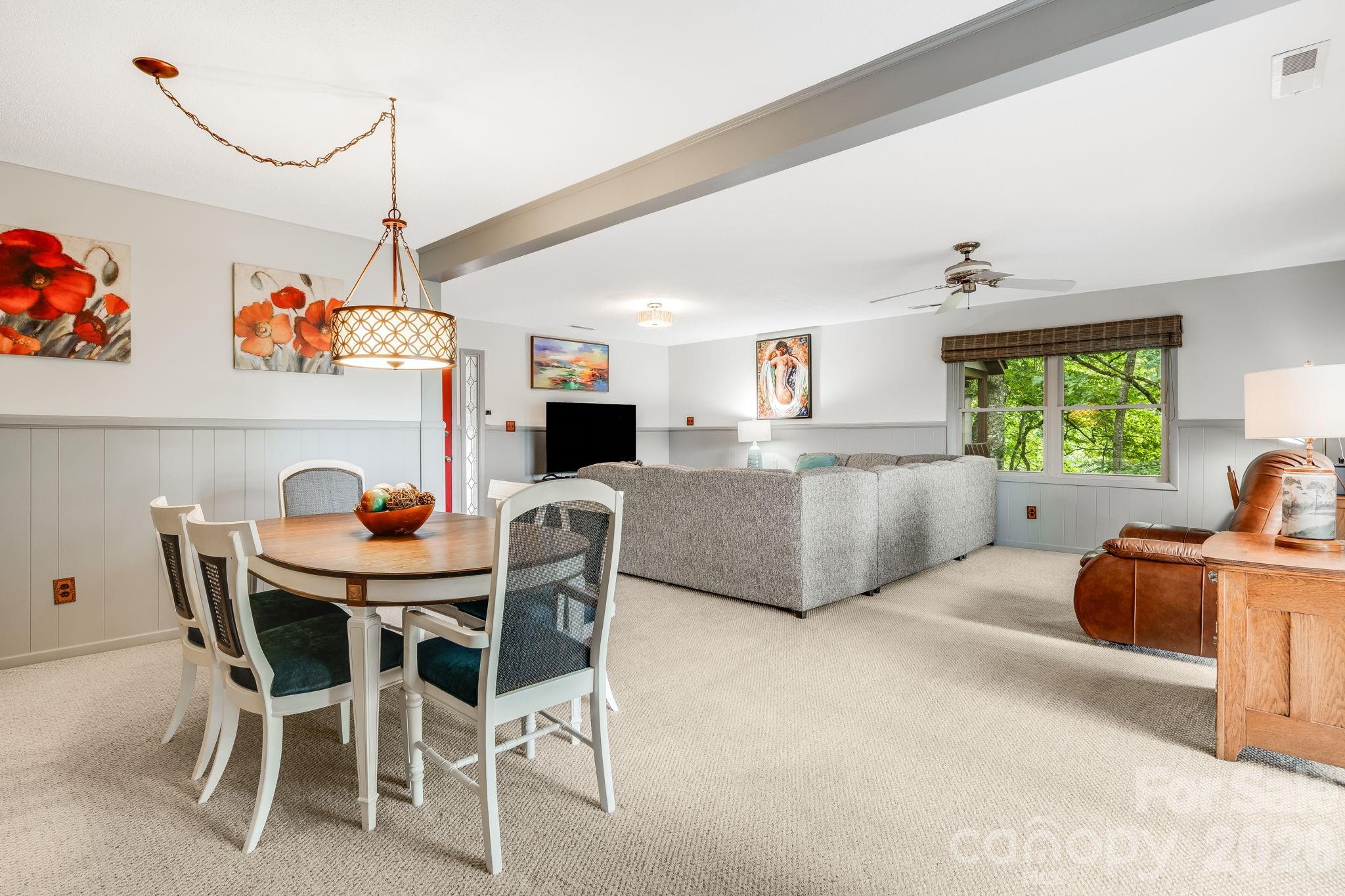 99 Oak Ridge Road — Pisgah Forest