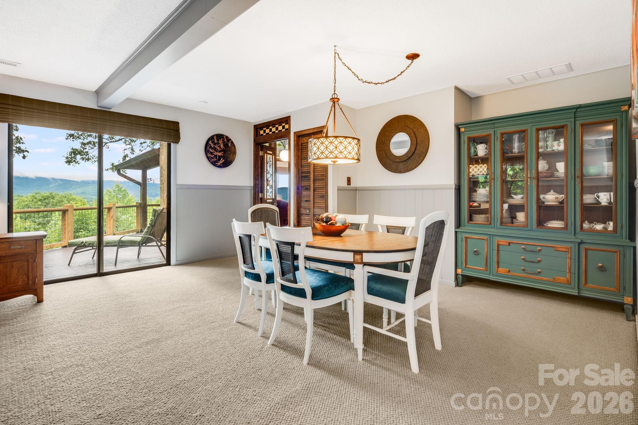 99 Oak Ridge Road — Pisgah Forest
