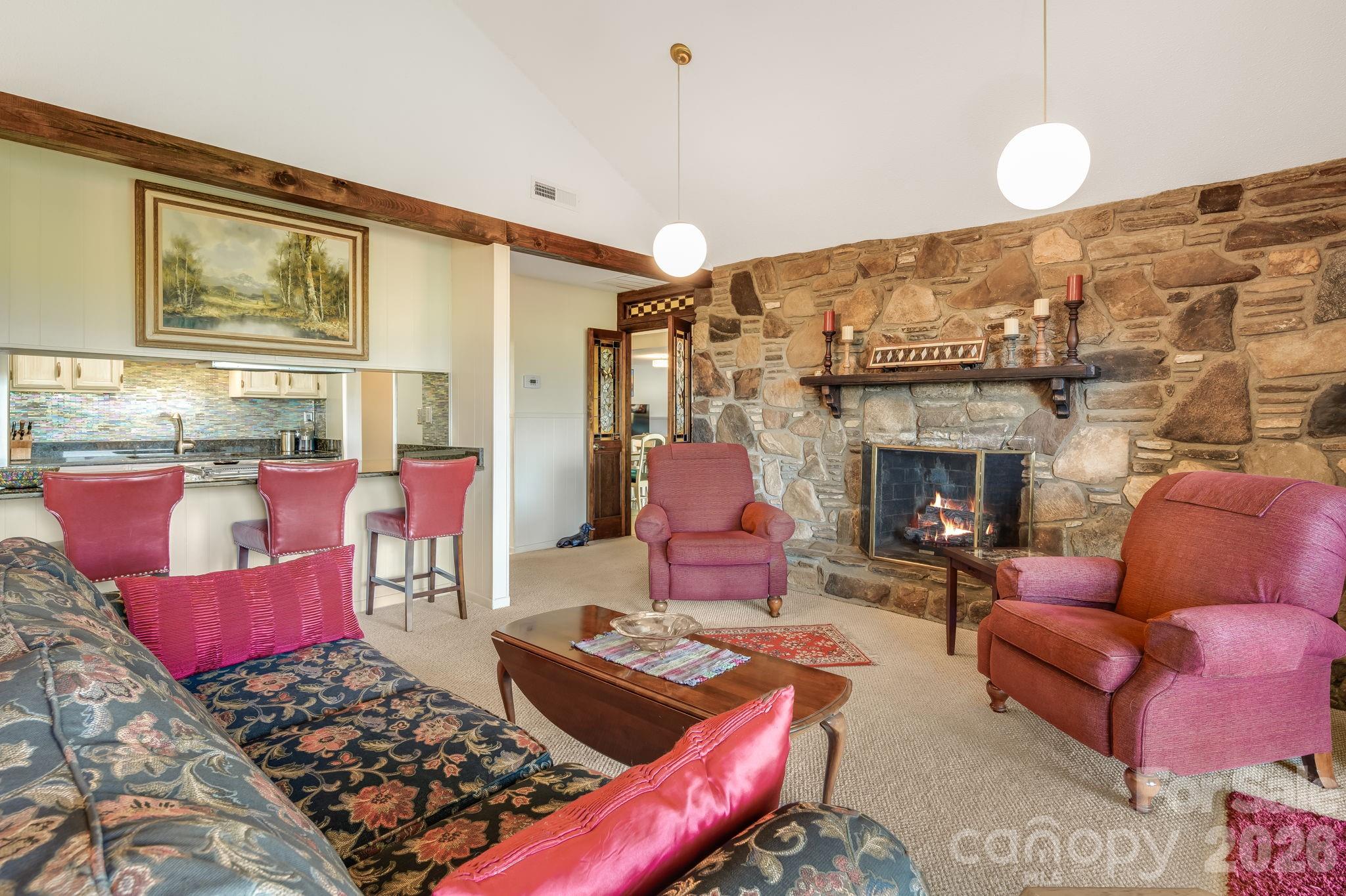 99 Oak Ridge Road — Pisgah Forest