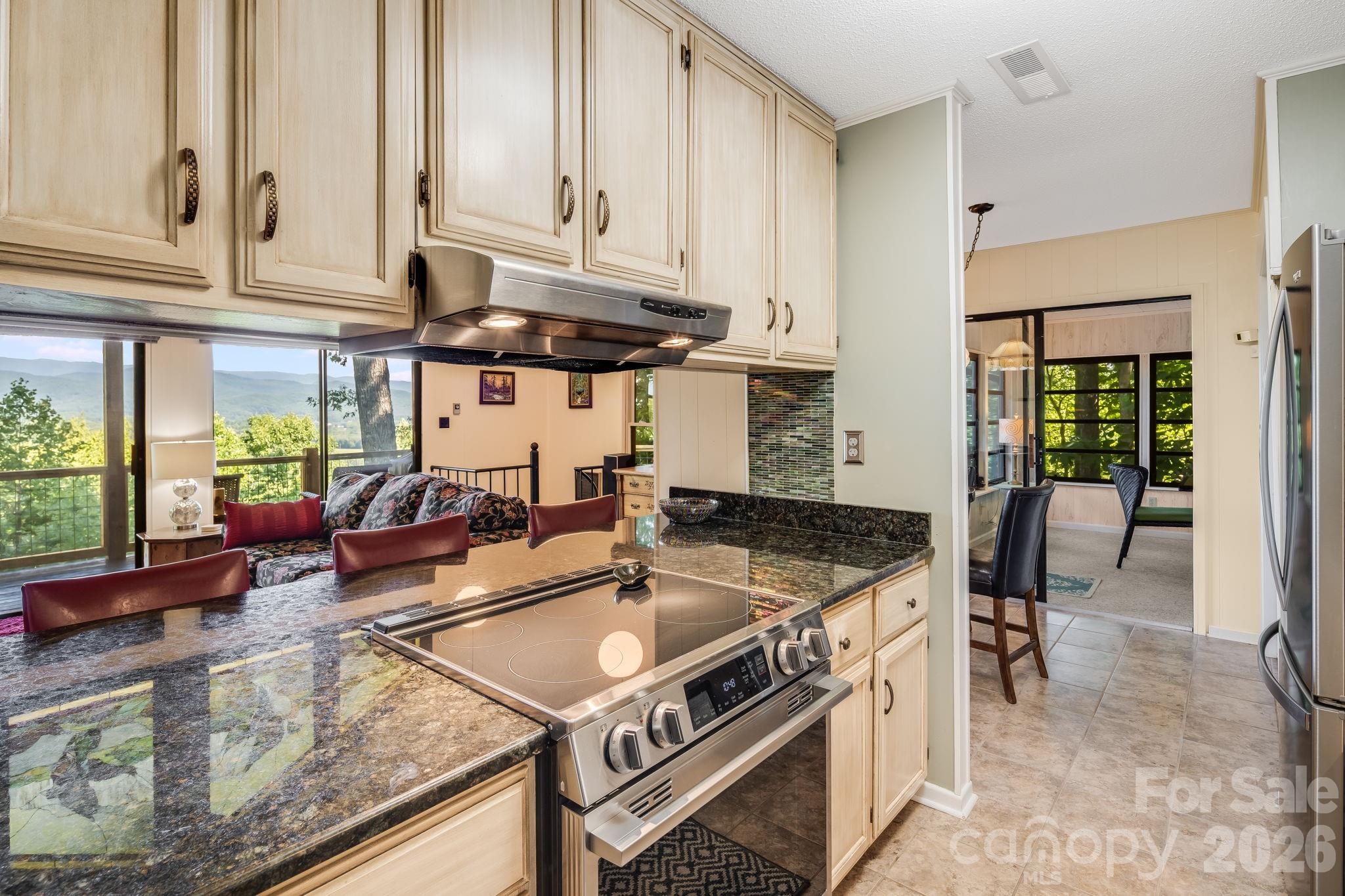 99 Oak Ridge Road — Pisgah Forest