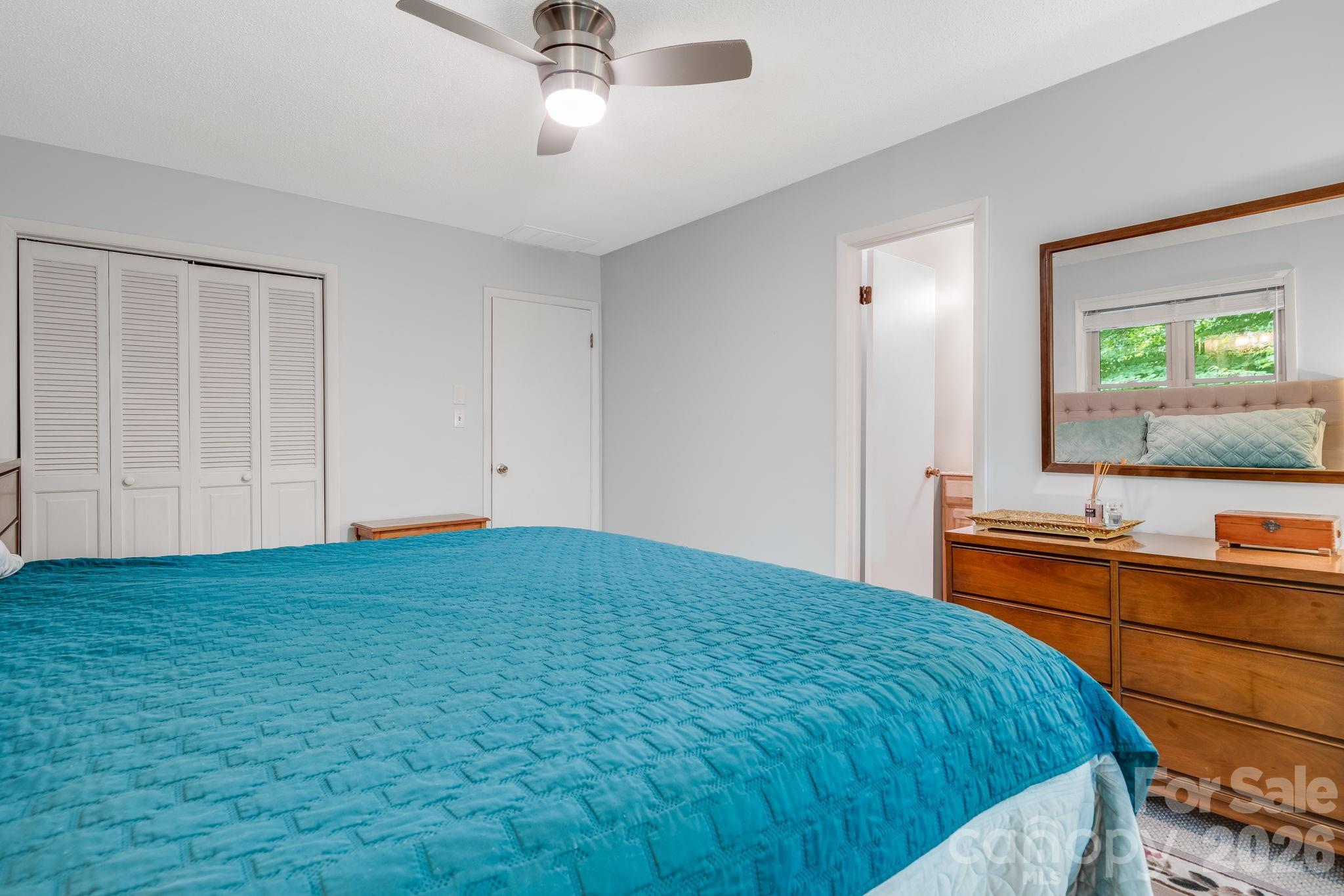 99 Oak Ridge Road — Pisgah Forest