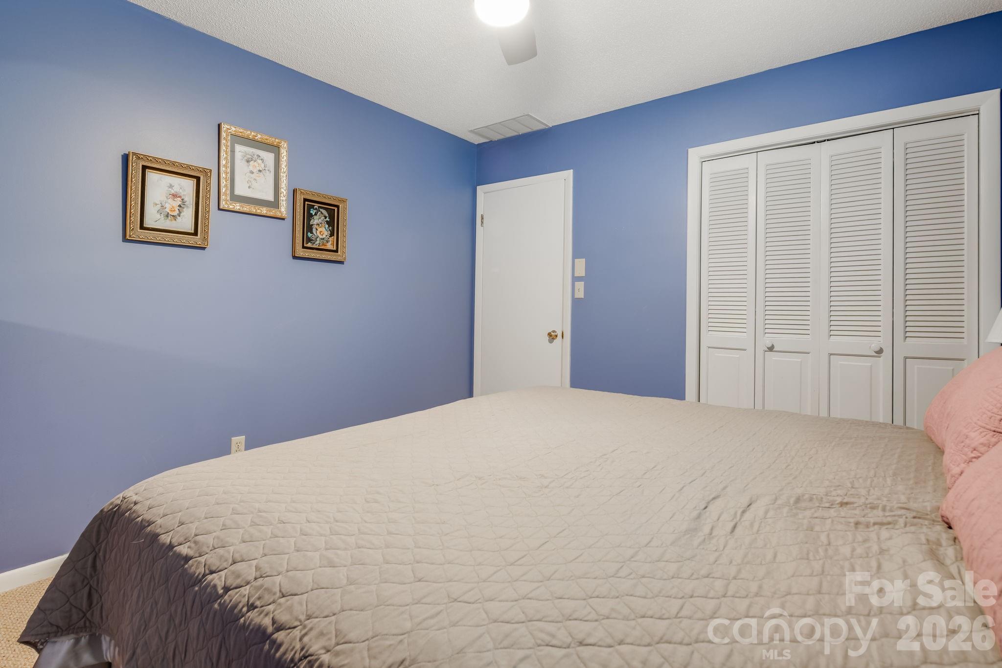 99 Oak Ridge Road — Pisgah Forest