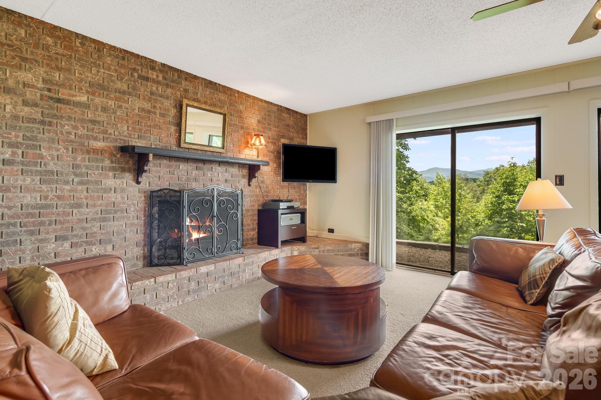 99 Oak Ridge Road — Pisgah Forest