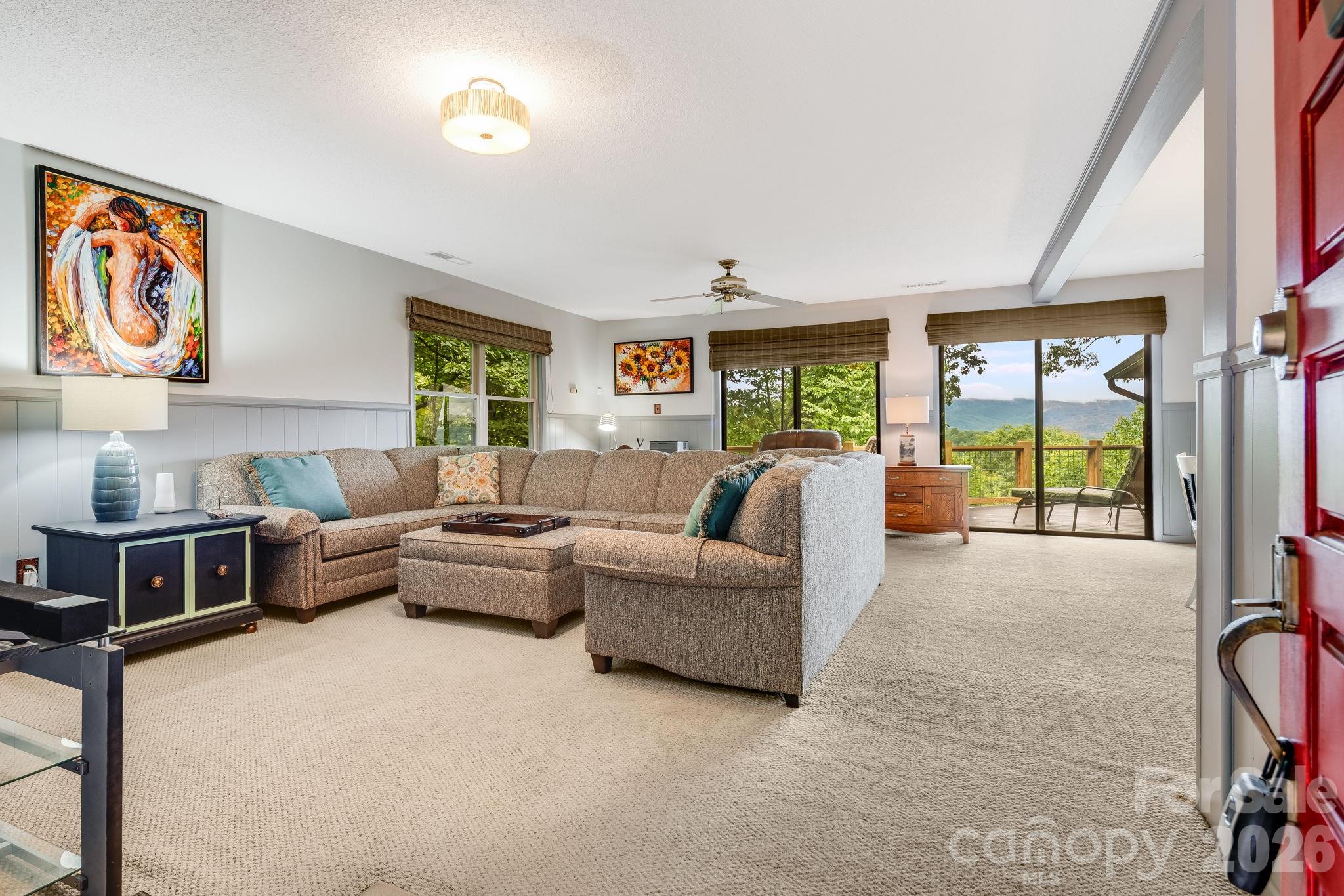 99 Oak Ridge Road — Pisgah Forest