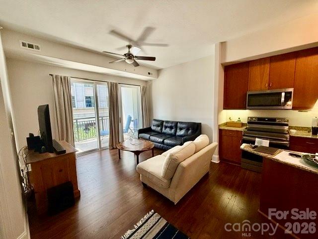 4620 Piedmont Row Drive W #402 — Charlotte