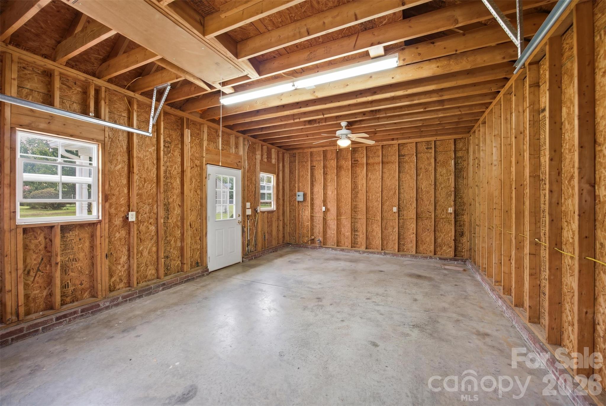 684 Pitts Road — Catawba