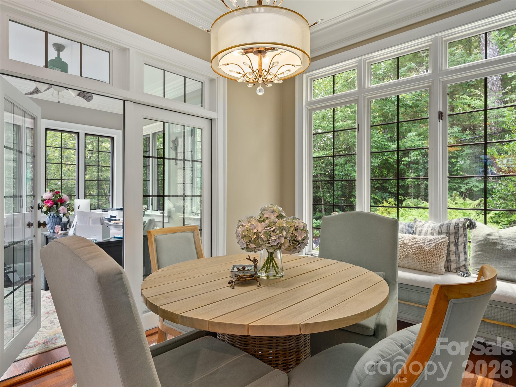 413 Barrington Drive — Asheville