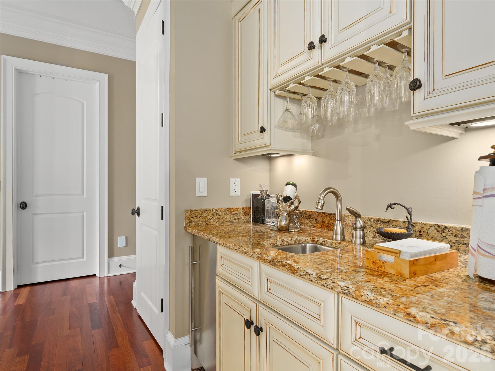 413 Barrington Drive — Asheville