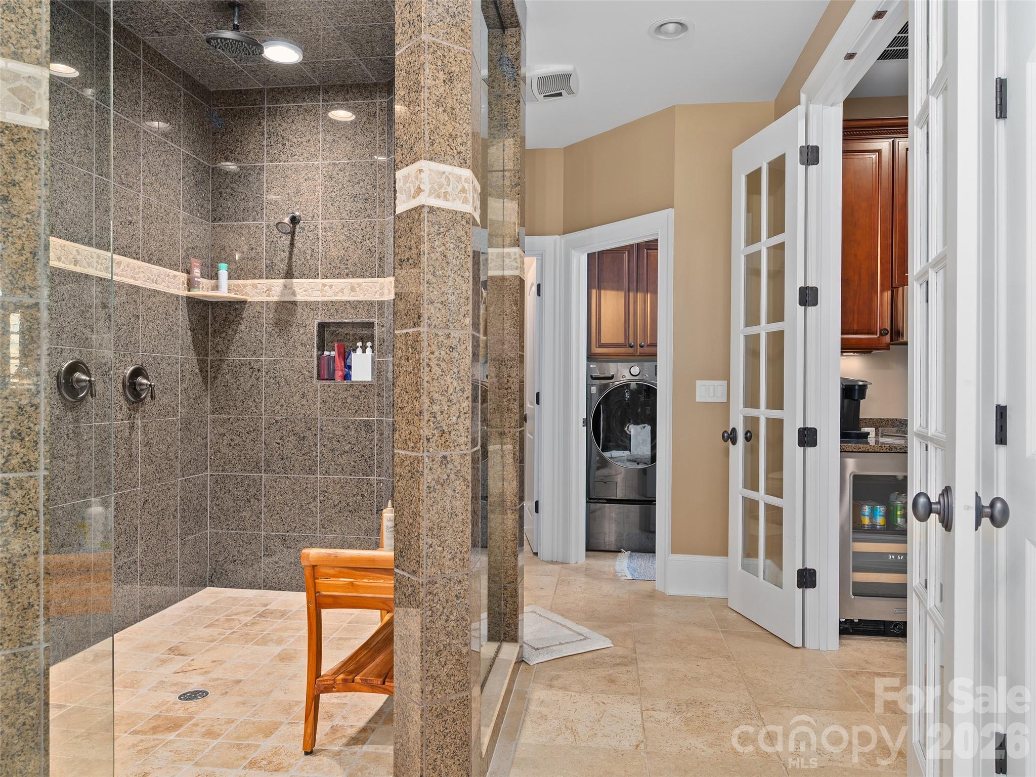 413 Barrington Drive — Asheville