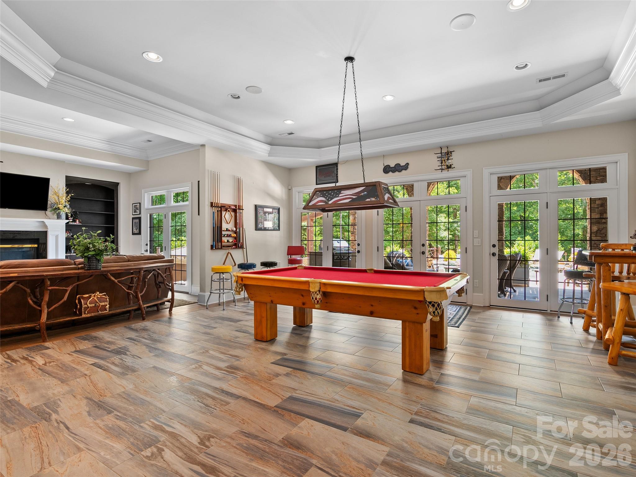 413 Barrington Drive — Asheville
