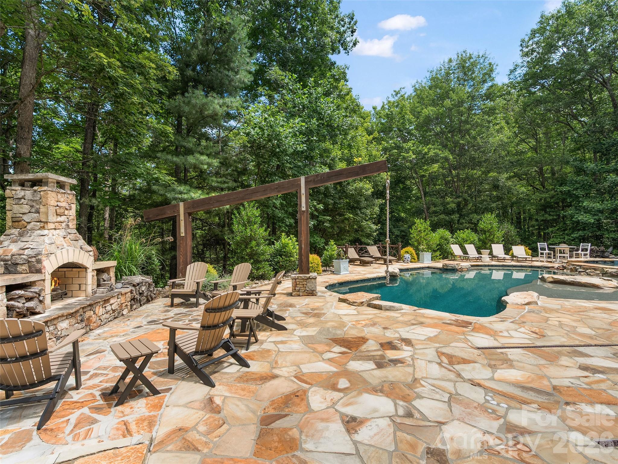 413 Barrington Drive — Asheville