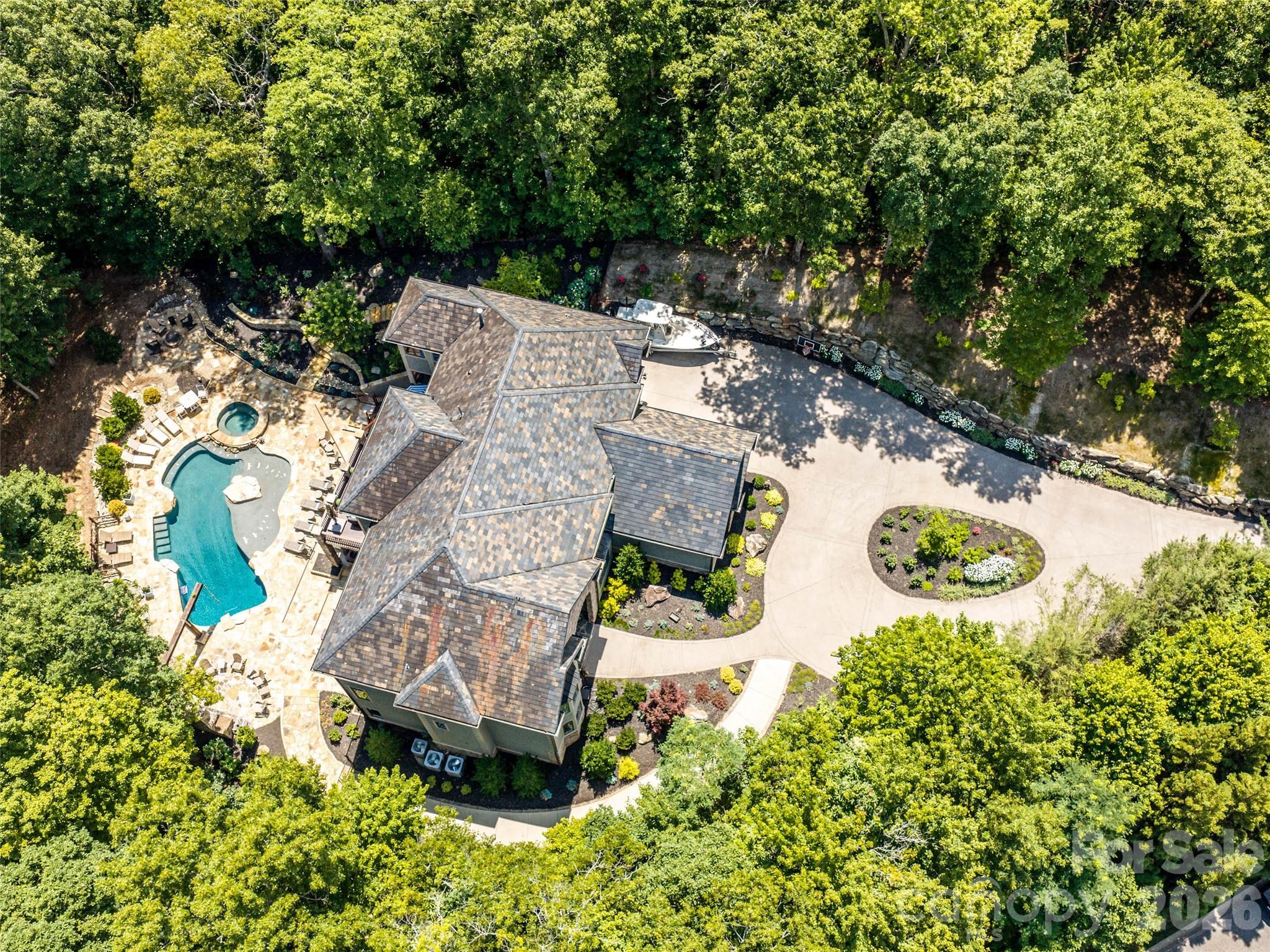 413 Barrington Drive — Asheville