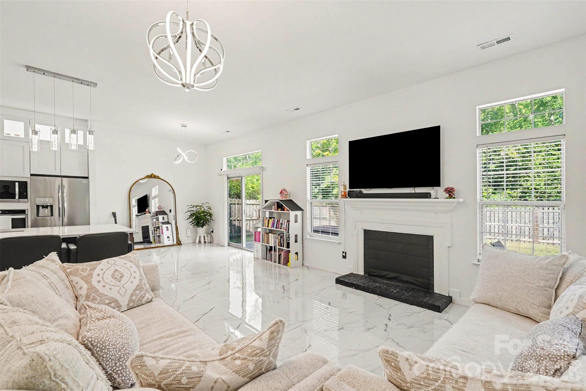 12109 Landing Green Drive — Charlotte