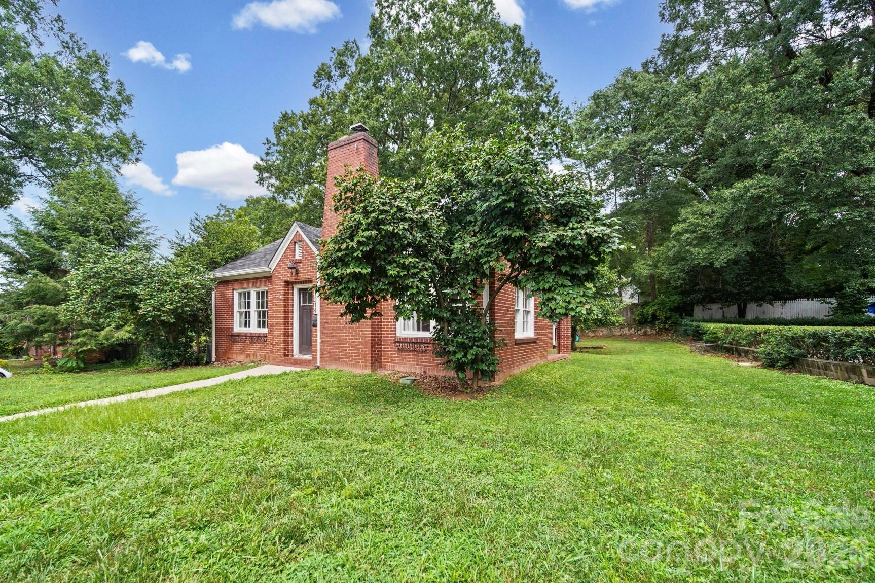 1214 S York Street — Gastonia