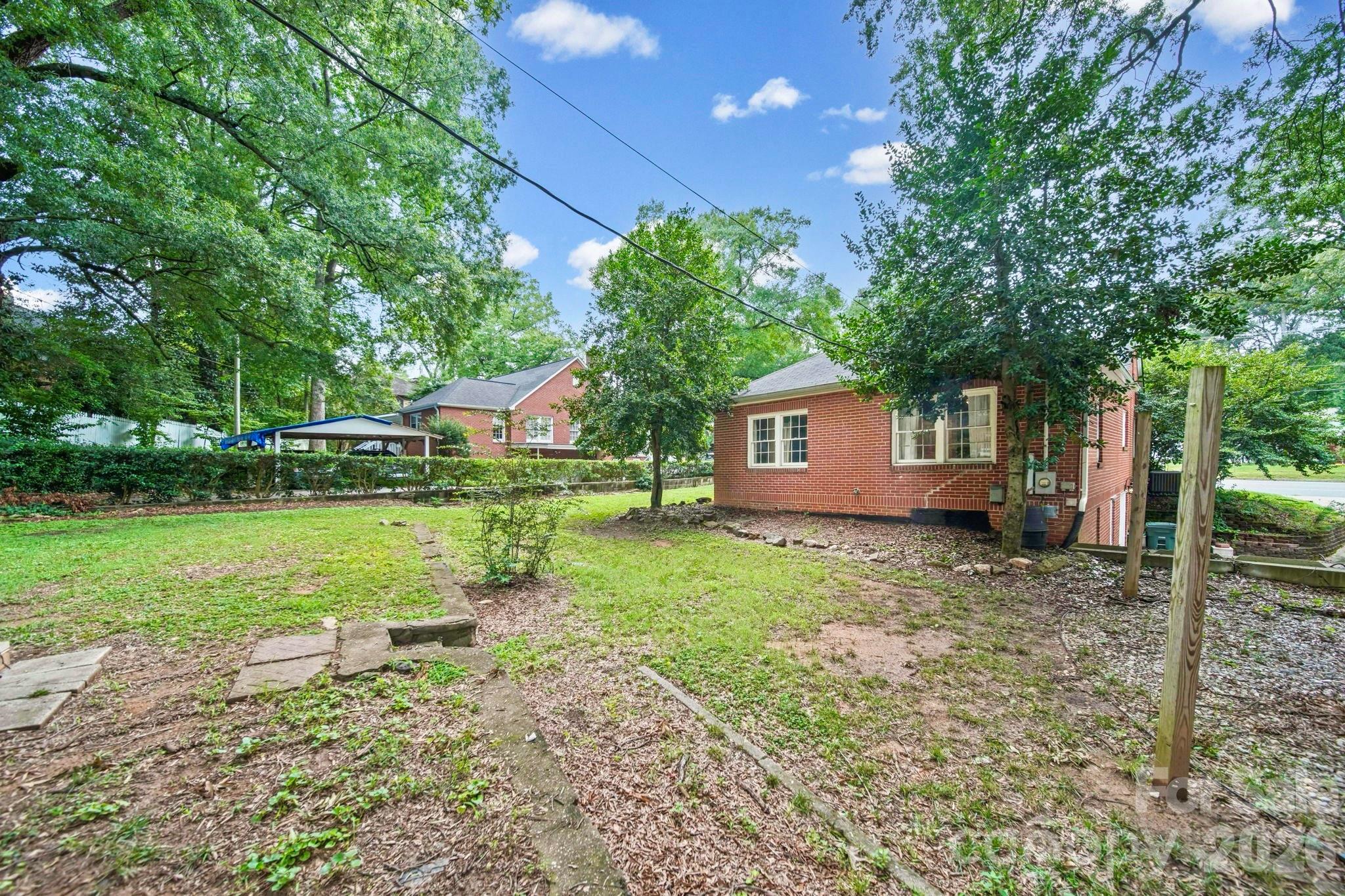 1214 S York Street — Gastonia