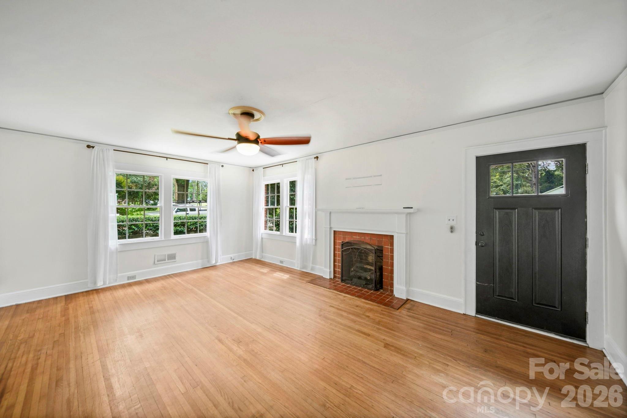 1214 S York Street — Gastonia
