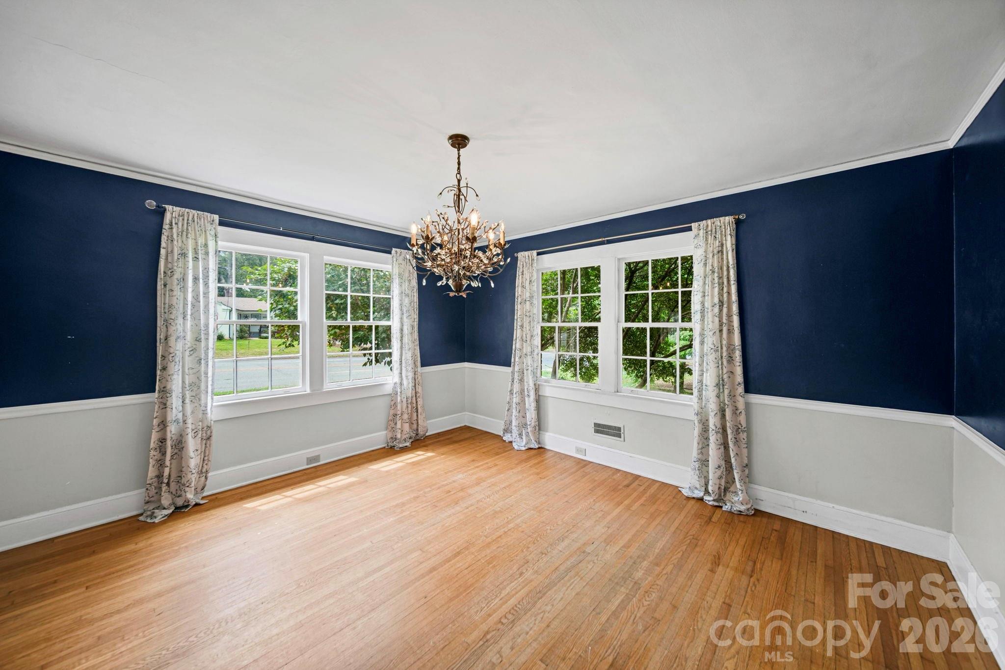 1214 S York Street — Gastonia