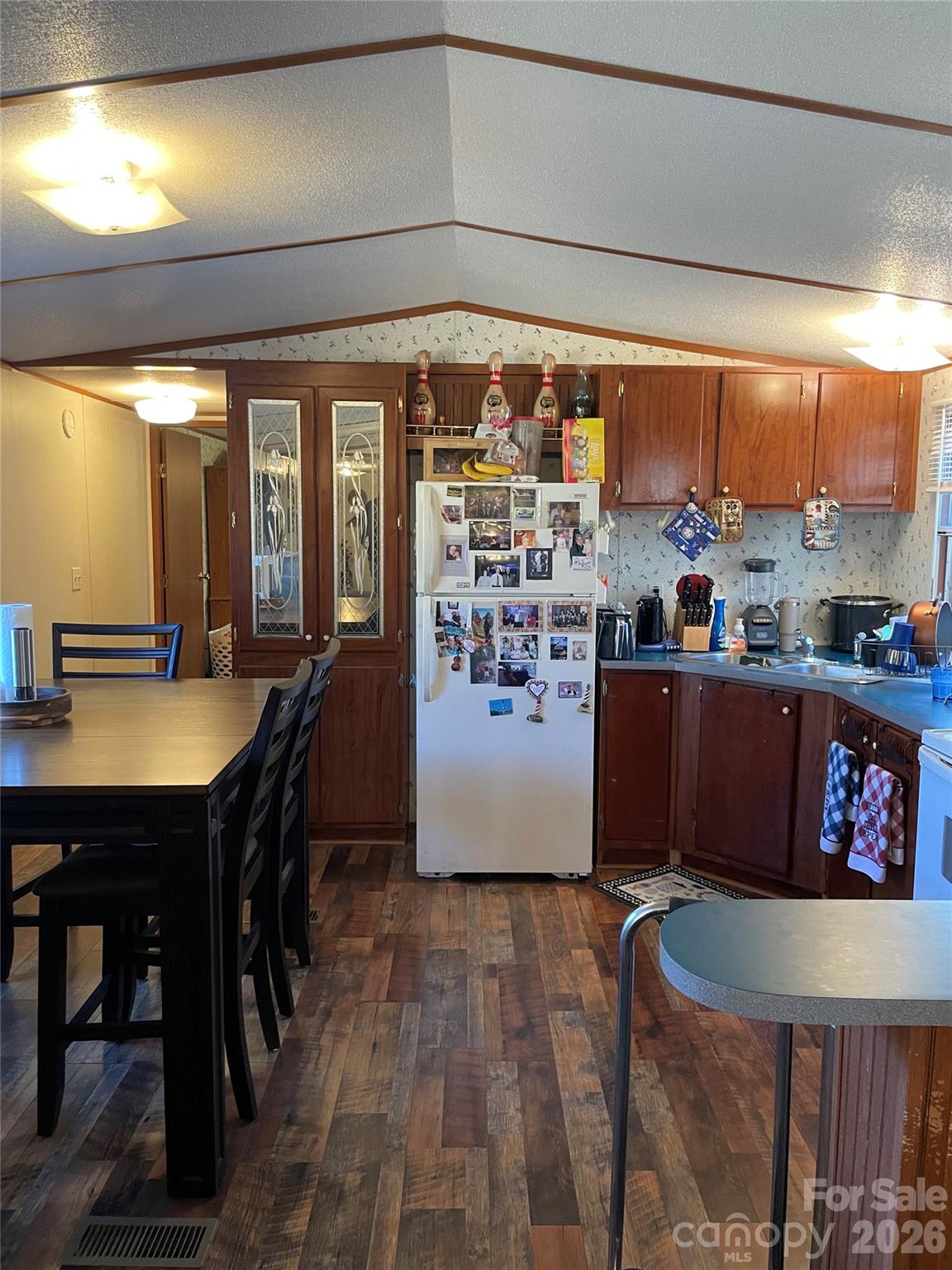 3265 Revere Road — Marshall