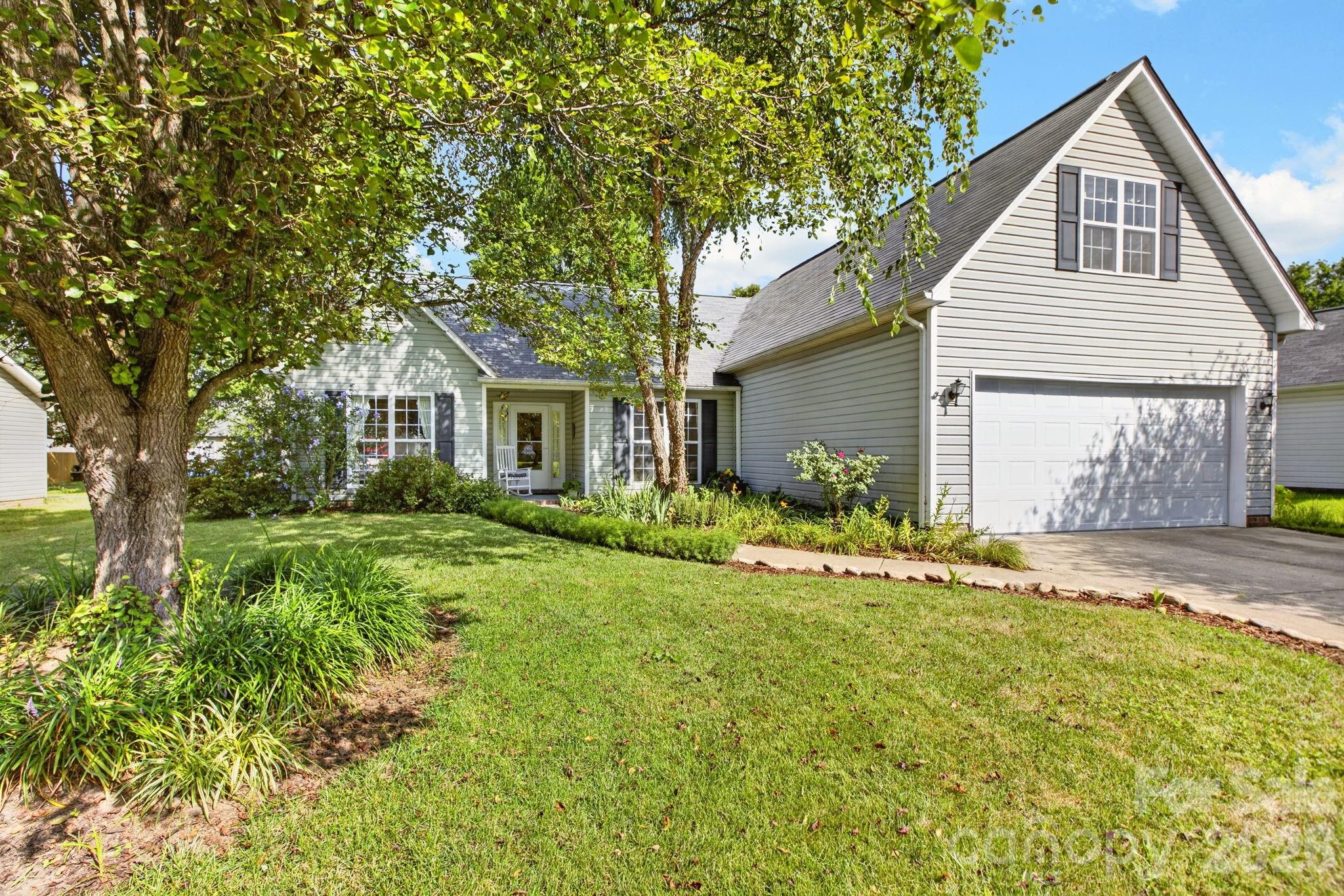 171 Running Briar Road — Fletcher