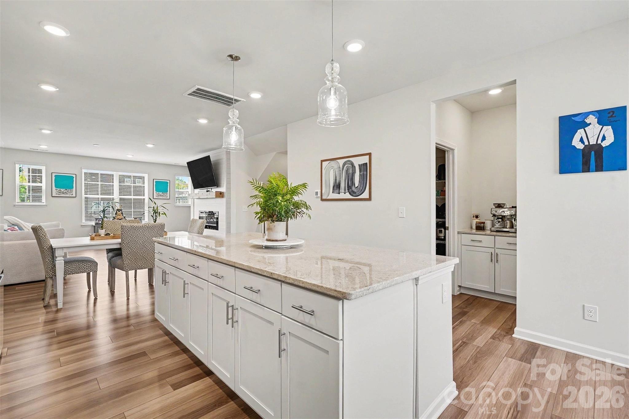 10024 Hemingway Place — Charlotte