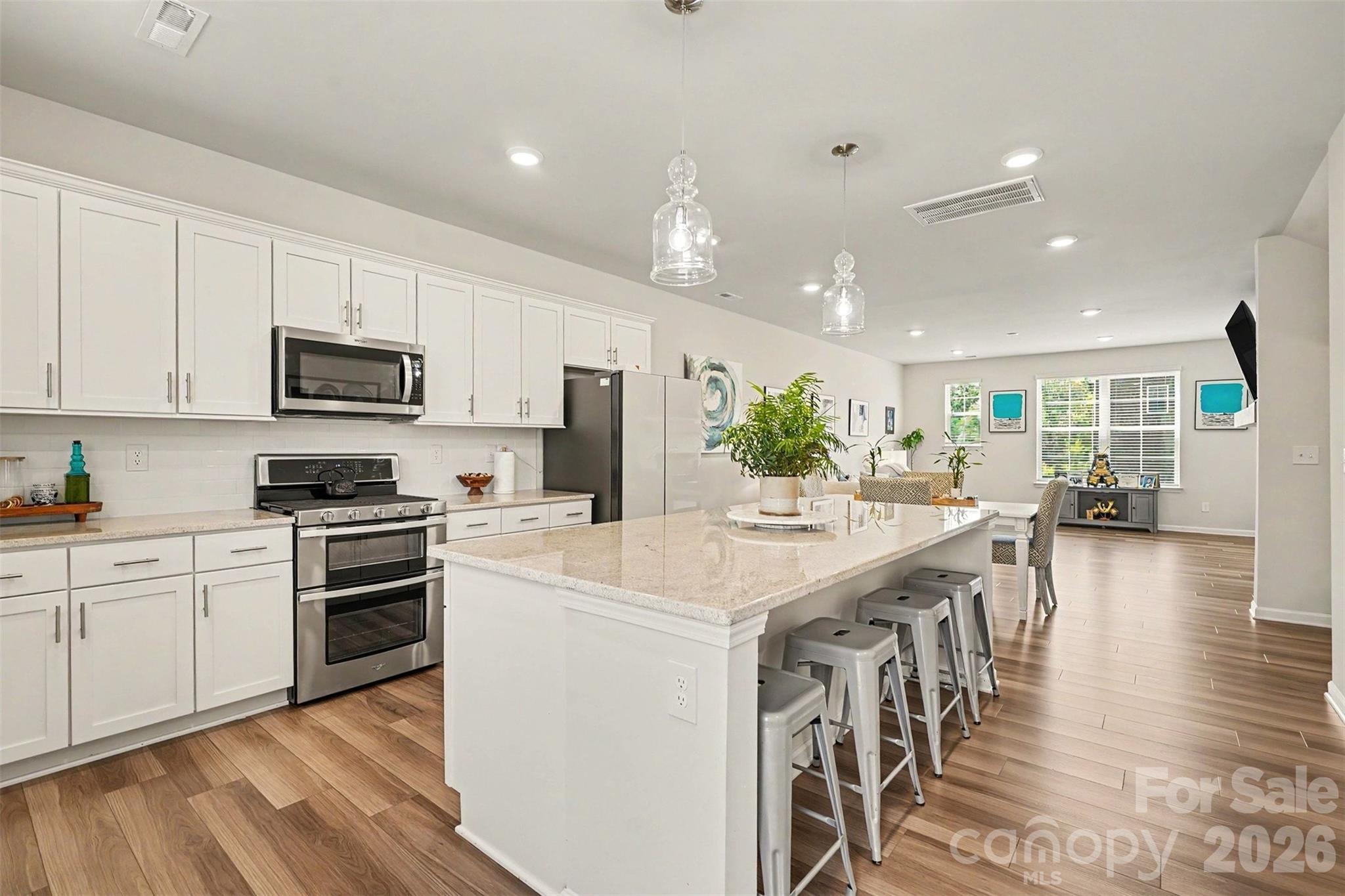 10024 Hemingway Place — Charlotte