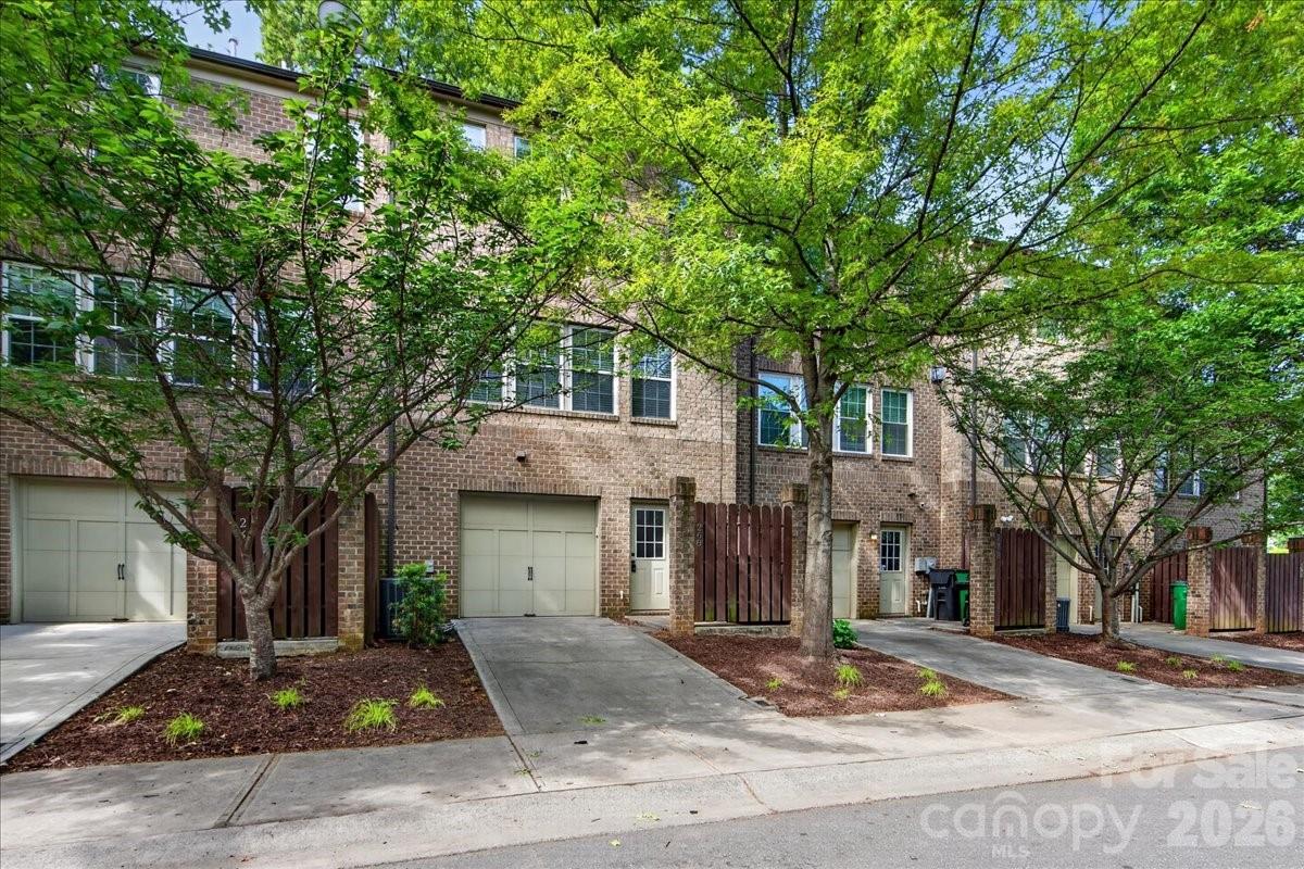 268 W Bland Street — Charlotte