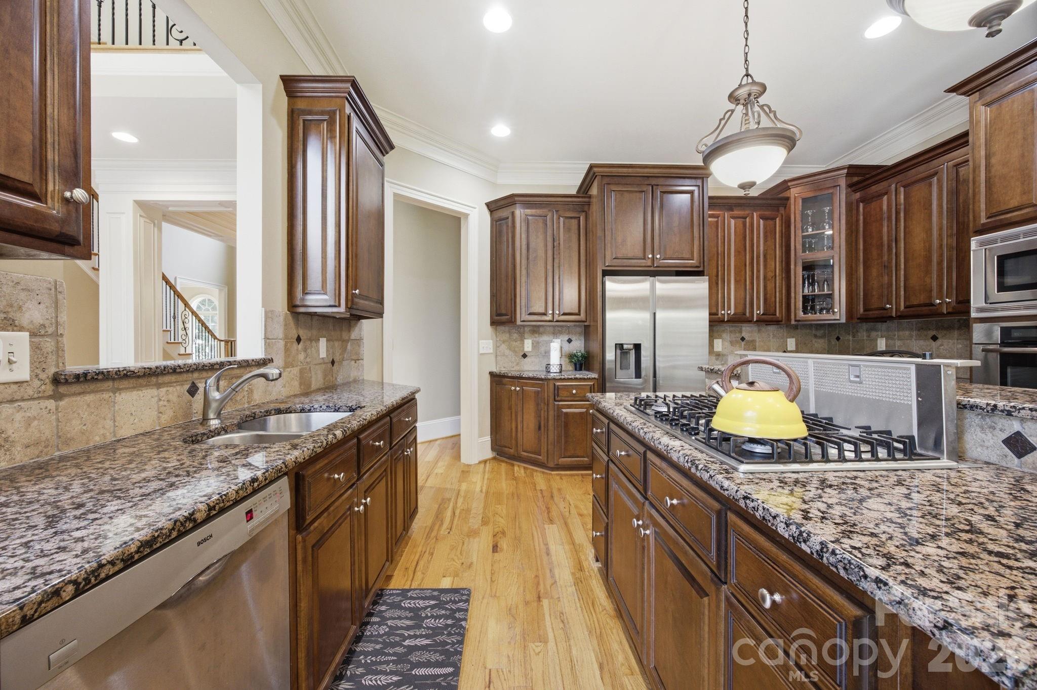 579 Morning Glory Court — Lake Wylie