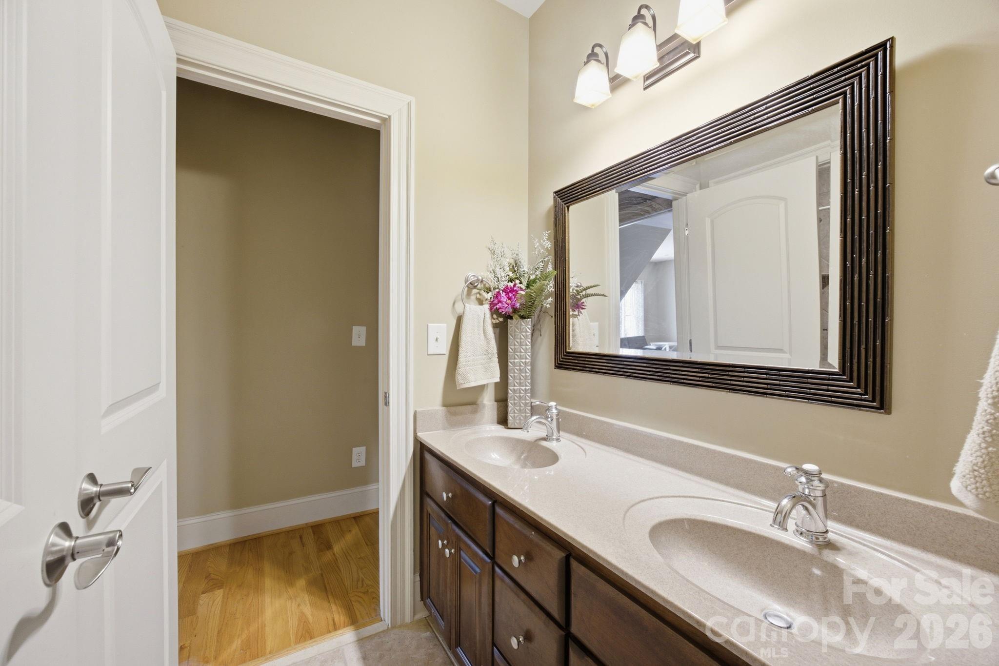 579 Morning Glory Court — Lake Wylie