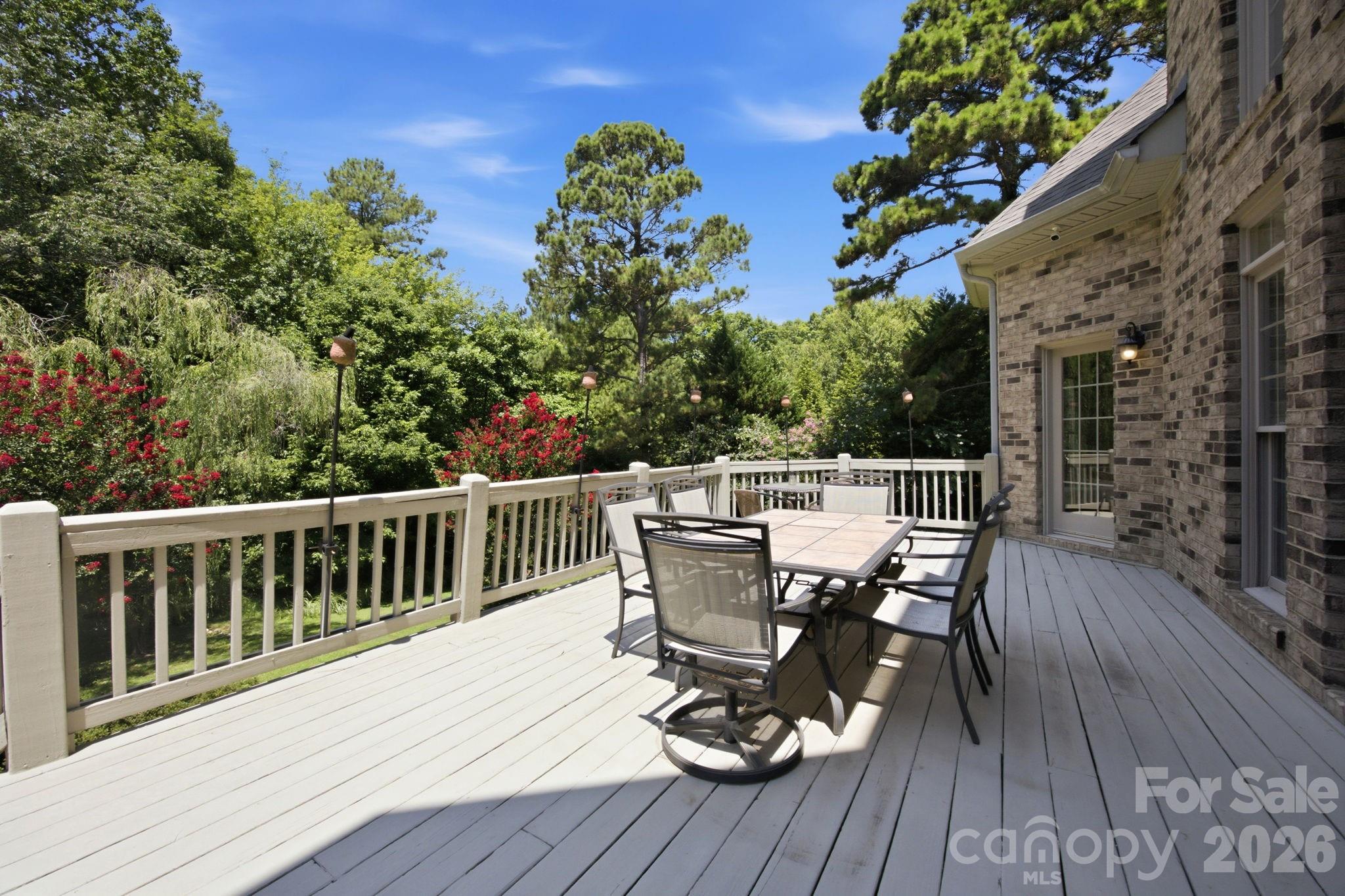 579 Morning Glory Court — Lake Wylie