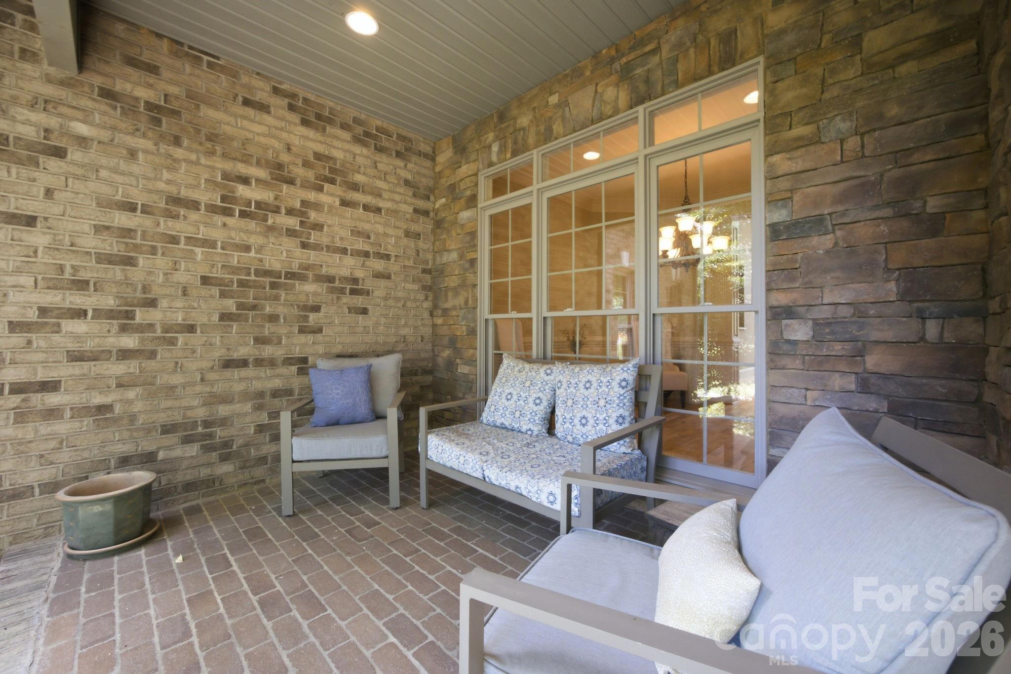 579 Morning Glory Court — Lake Wylie