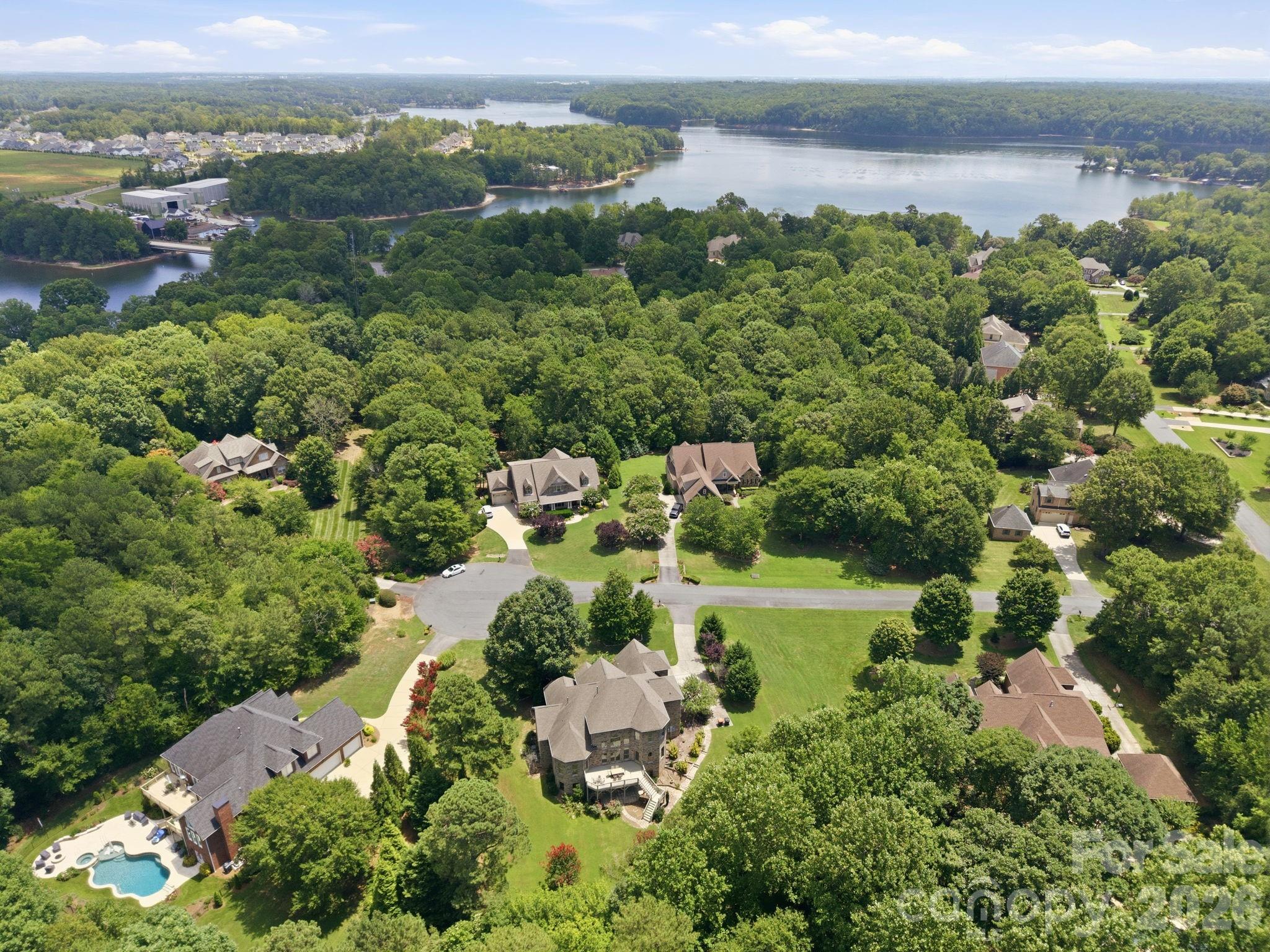 579 Morning Glory Court — Lake Wylie