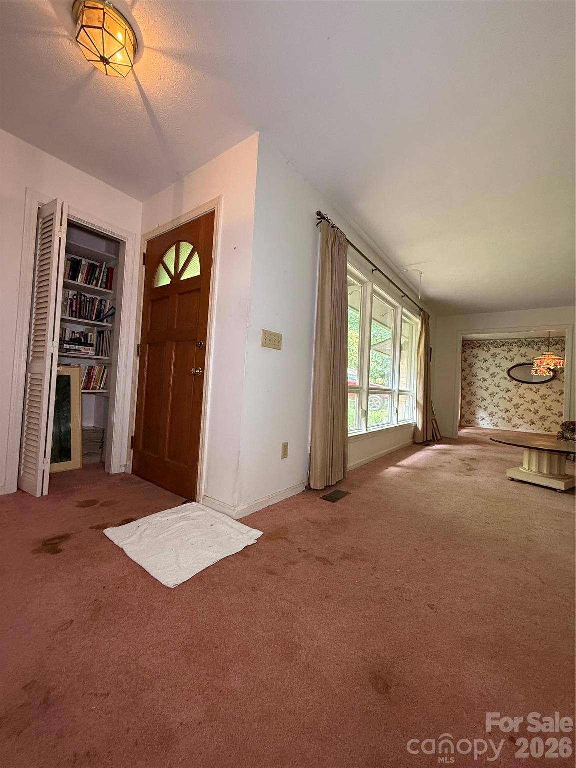 118 Brightwater Heights Drive — Hendersonville