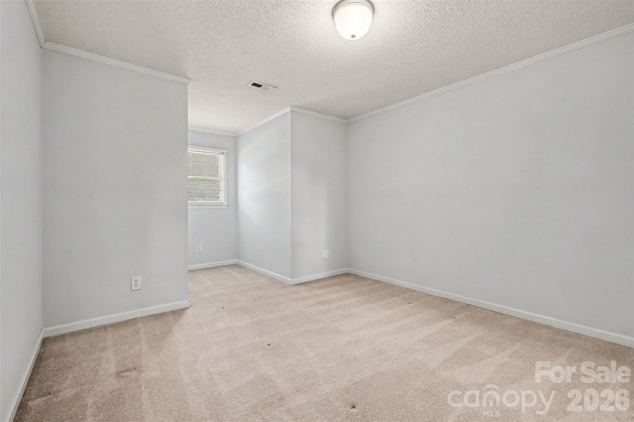 121 Country Creek Drive — Kings Mountain