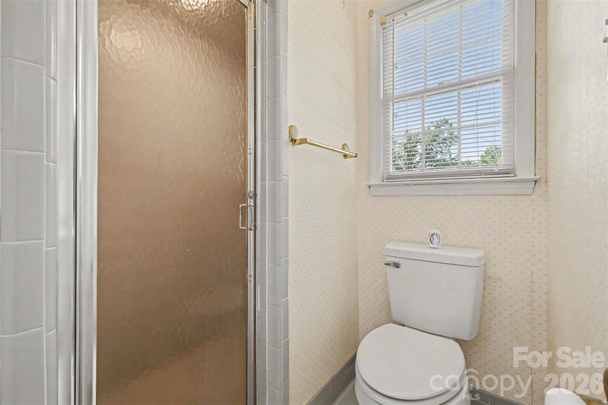 121 Country Creek Drive — Kings Mountain