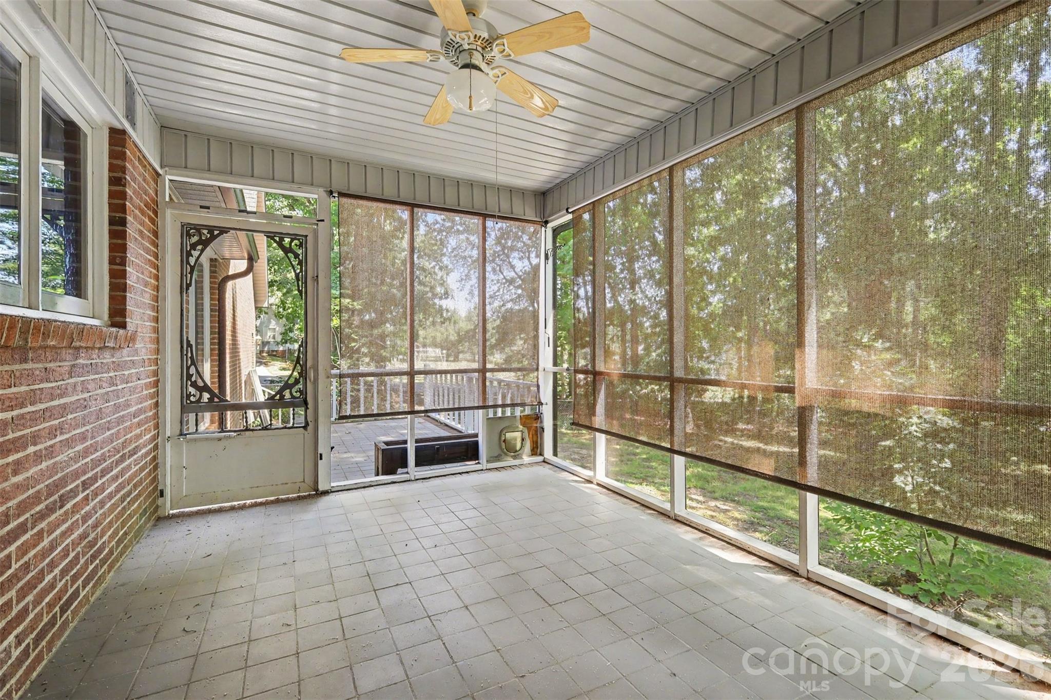 121 Country Creek Drive — Kings Mountain