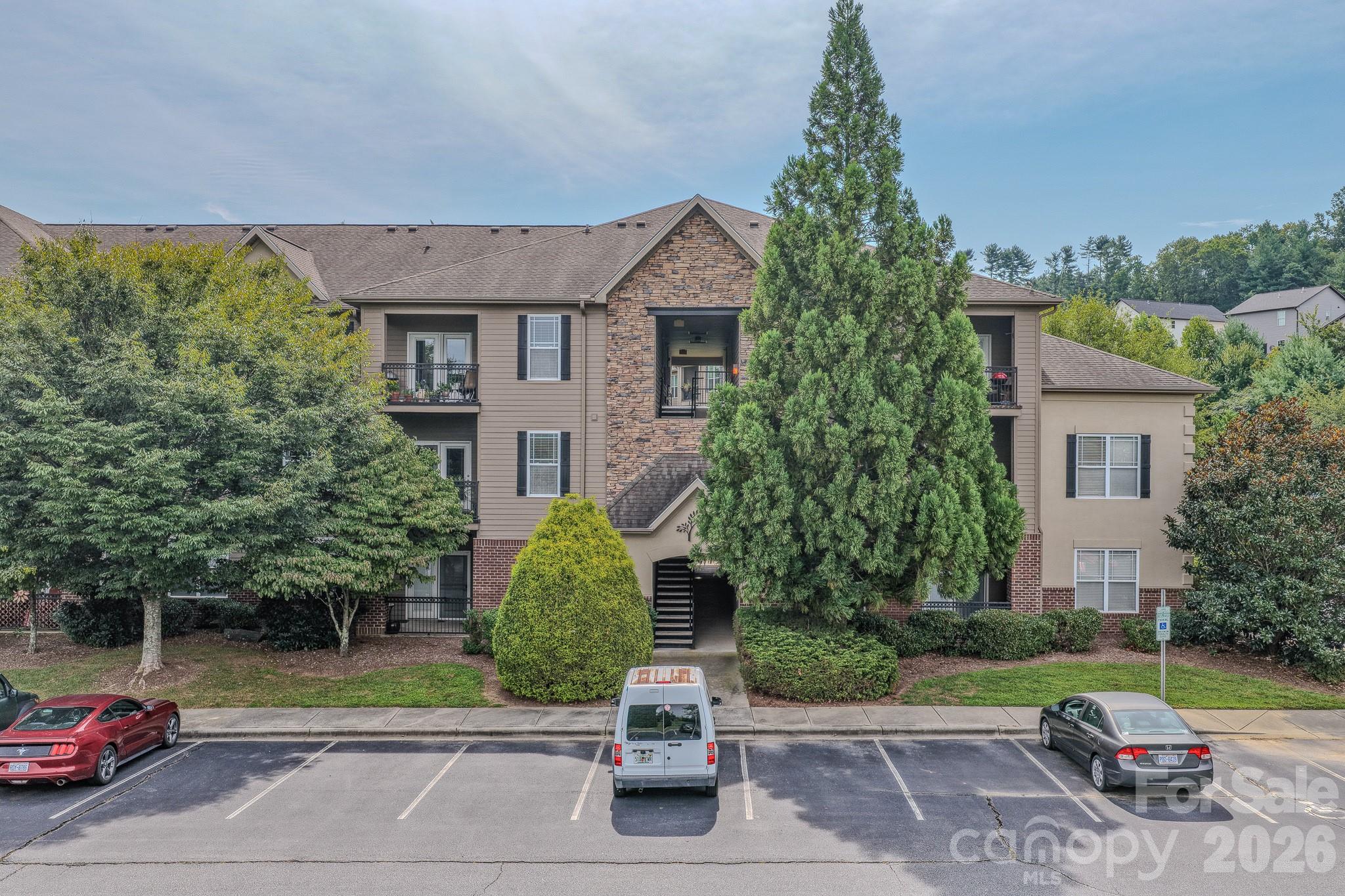 291 Brickton Village Circle #307 — Fletcher