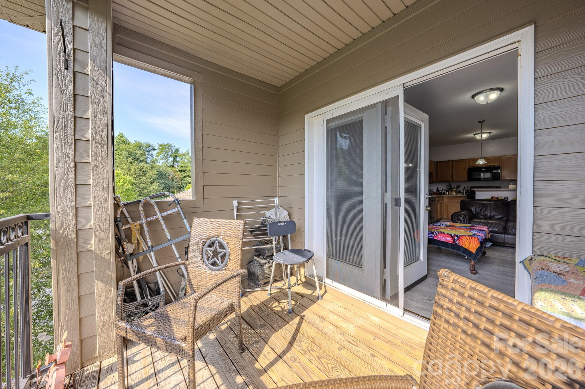 291 Brickton Village Circle #307 — Fletcher