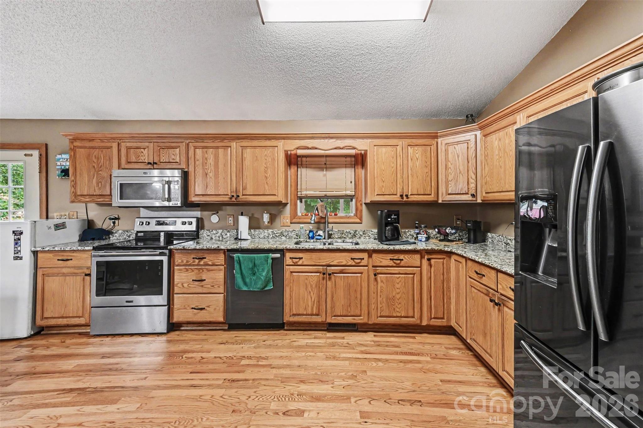 3999 Fincher Road — Matthews