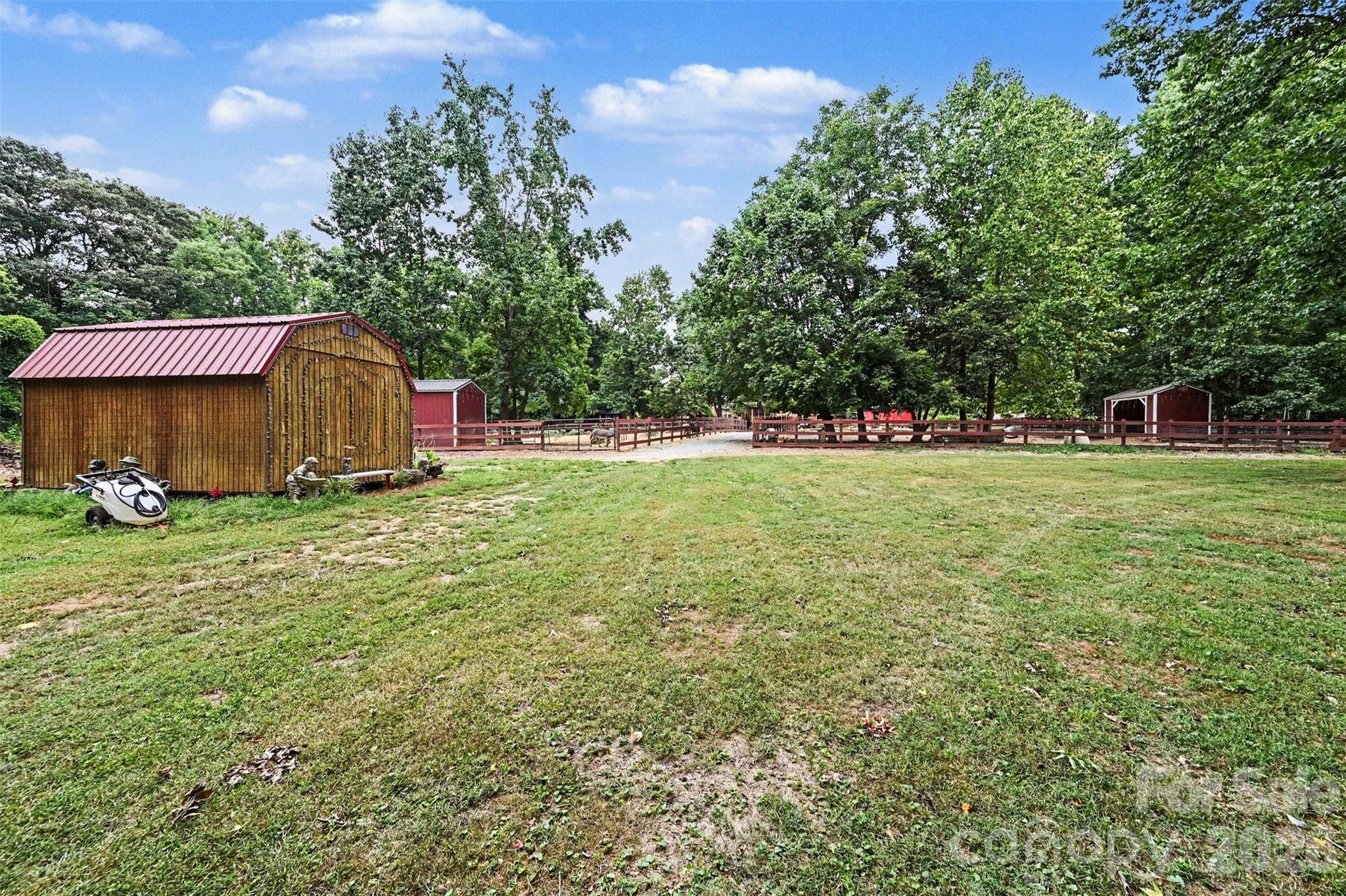 3999 Fincher Road — Matthews