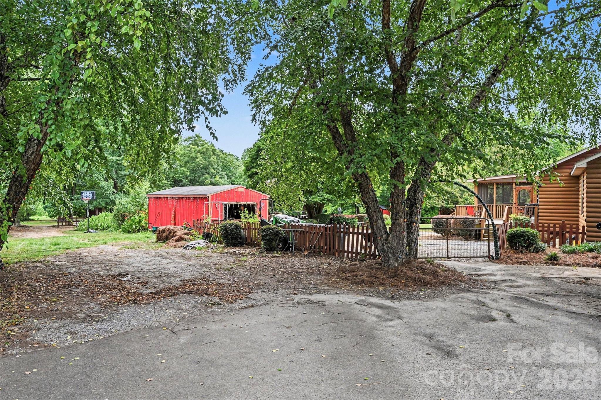 3999 Fincher Road — Matthews