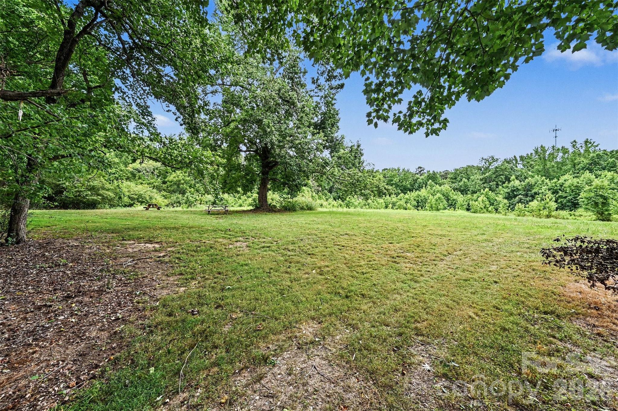 3999 Fincher Road — Matthews