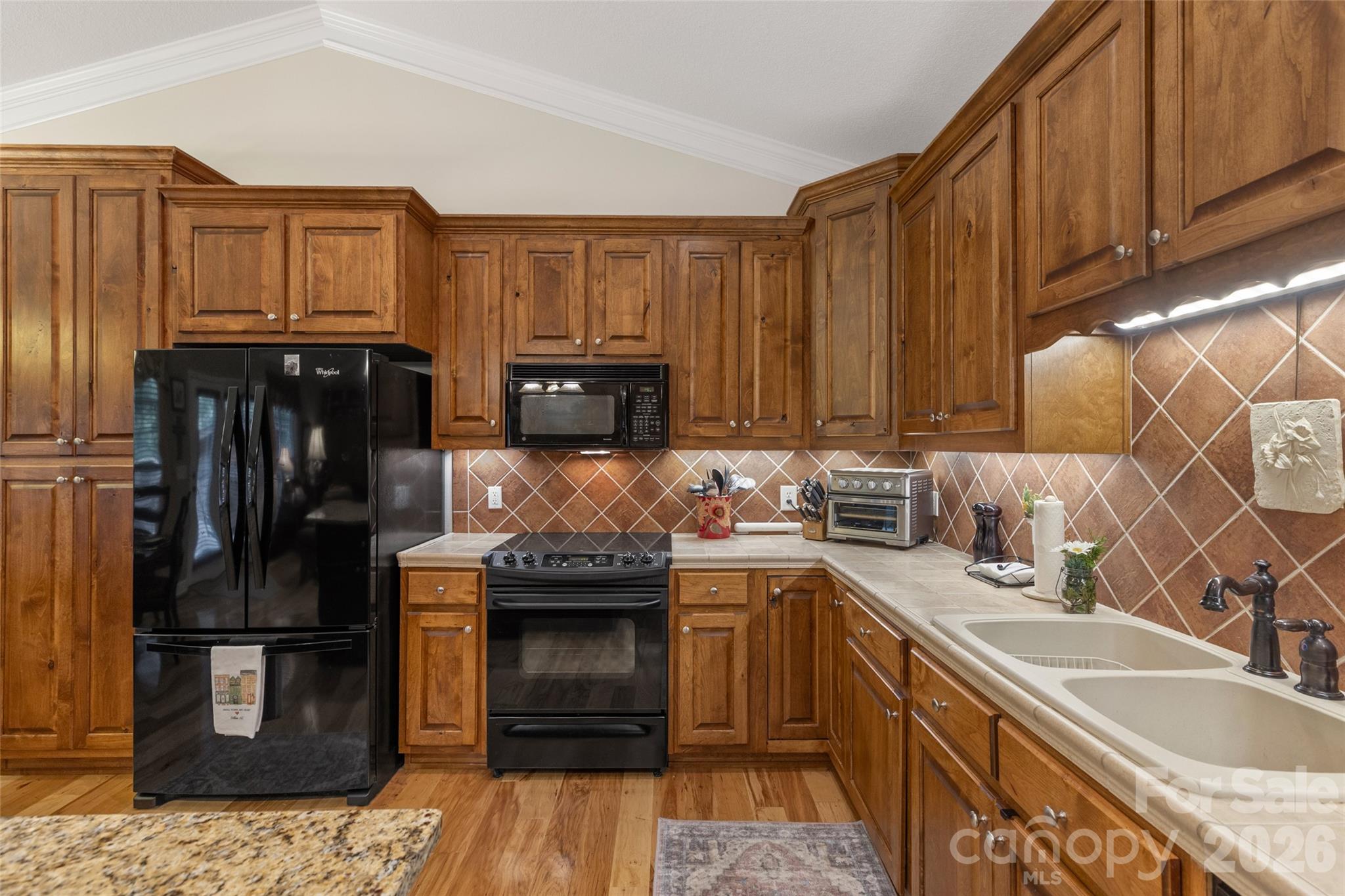 141 Dolly Lane — Highlands
