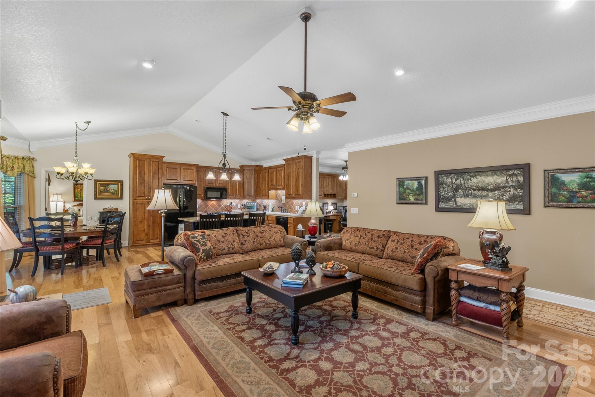 141 Dolly Lane — Highlands