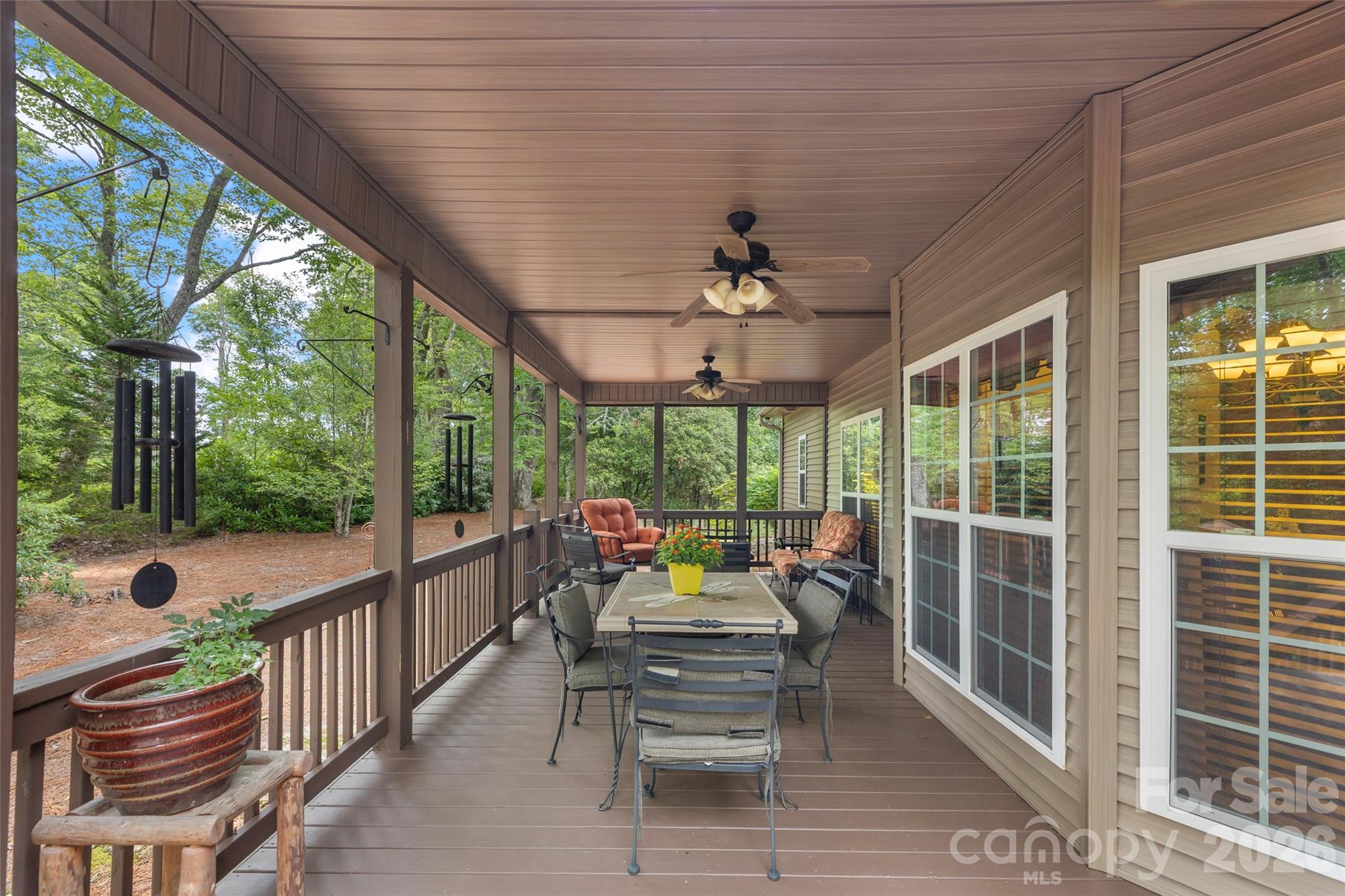 141 Dolly Lane — Highlands